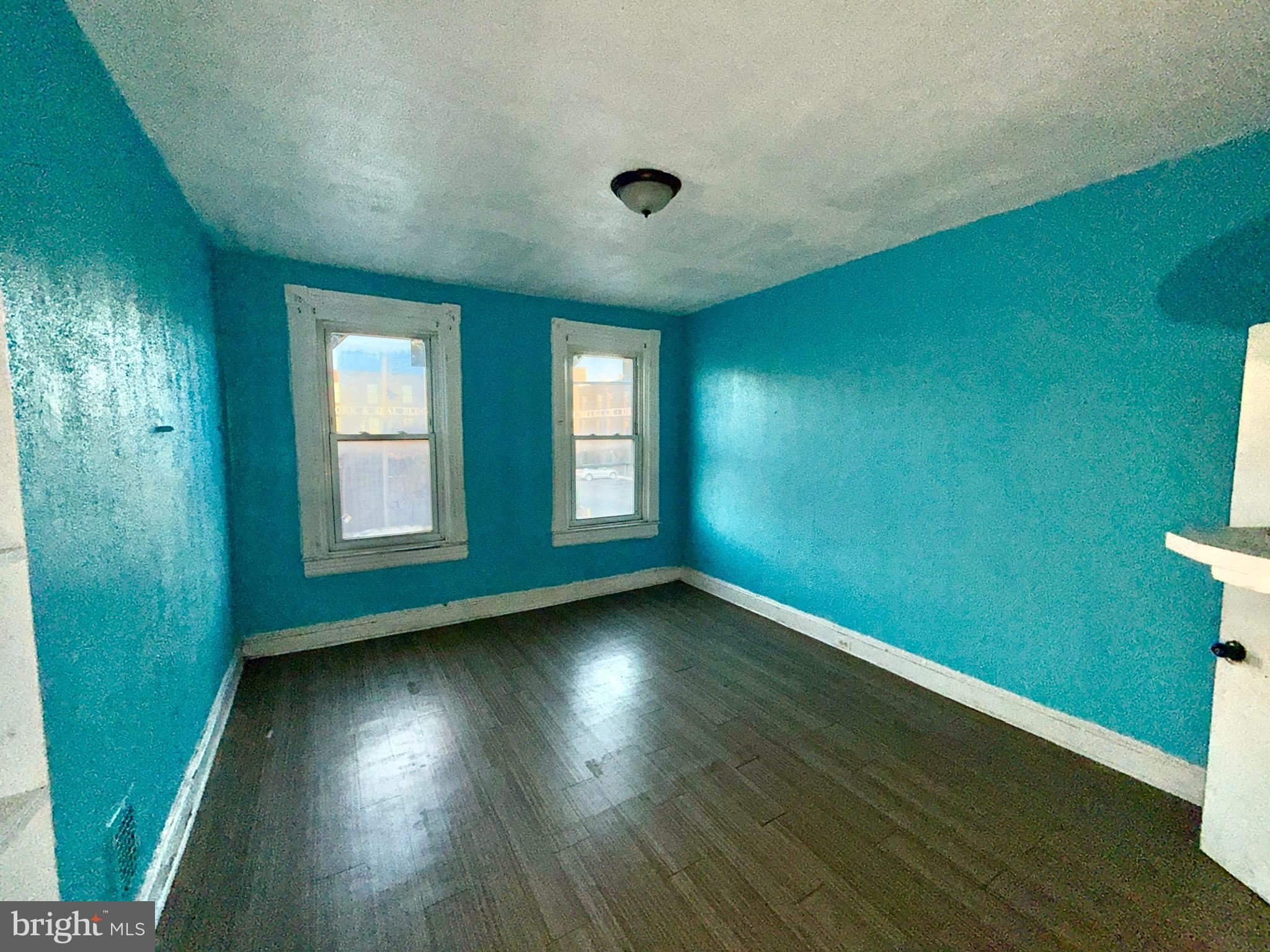 HIGHLANDTOWN - Residential