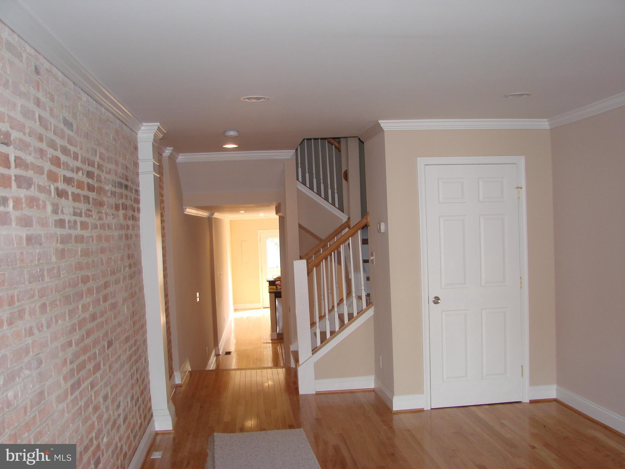 WASHINGTON VILLAGE - Residential