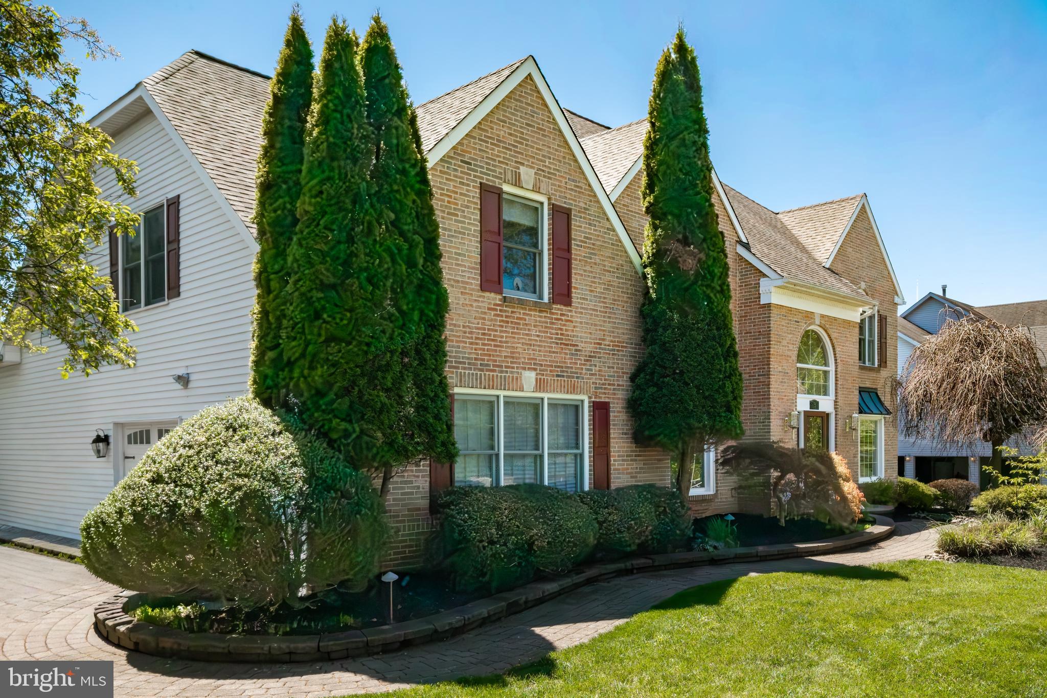 DOYLESTOWN CROSSIN - Residential