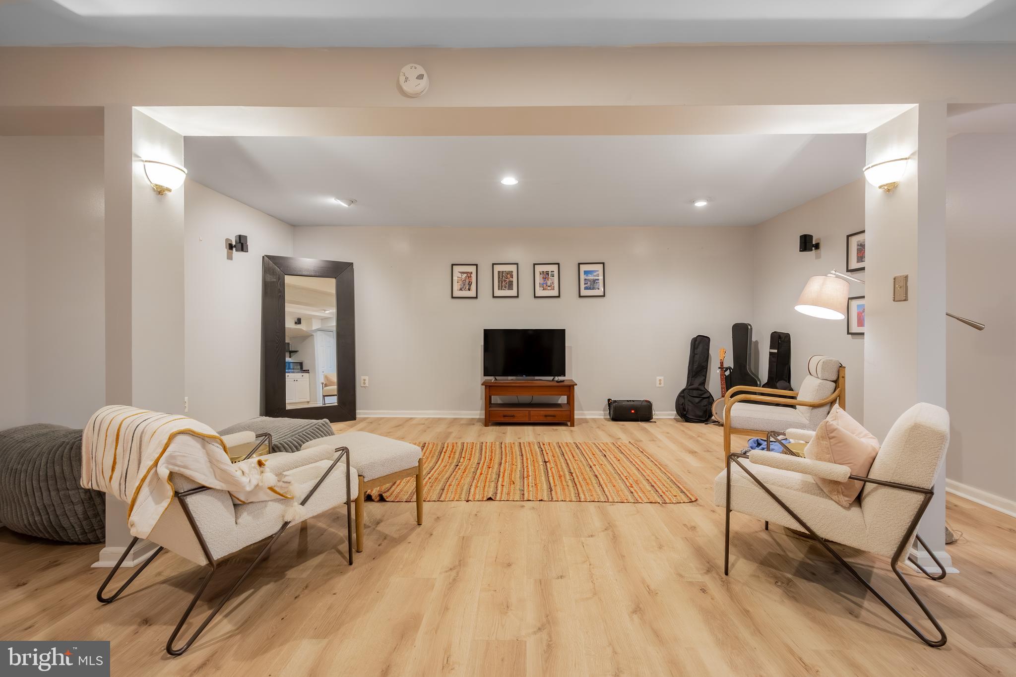 DOYLESTOWN CROSSIN - Residential