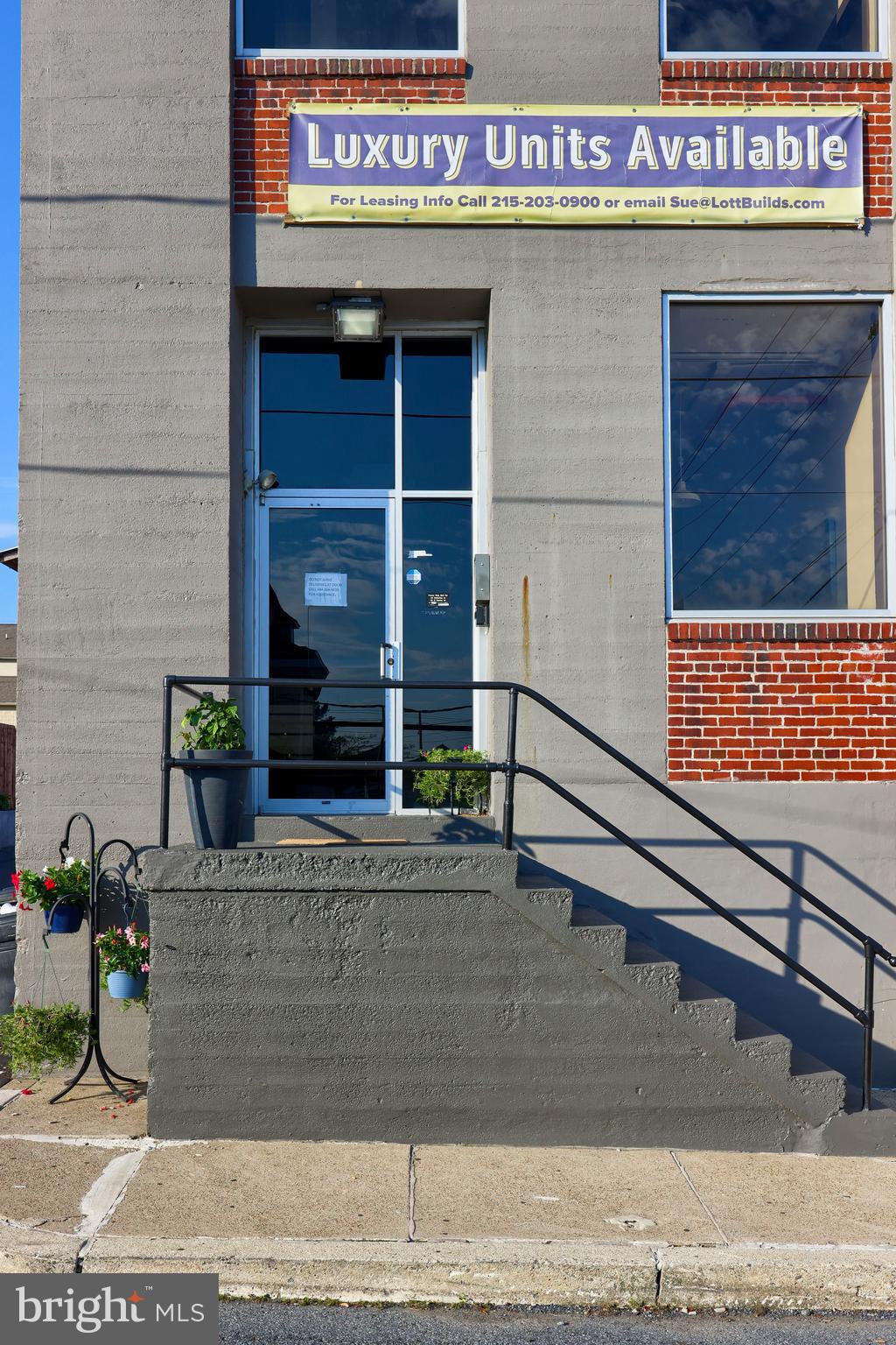 31 S STERLEY STREET 100