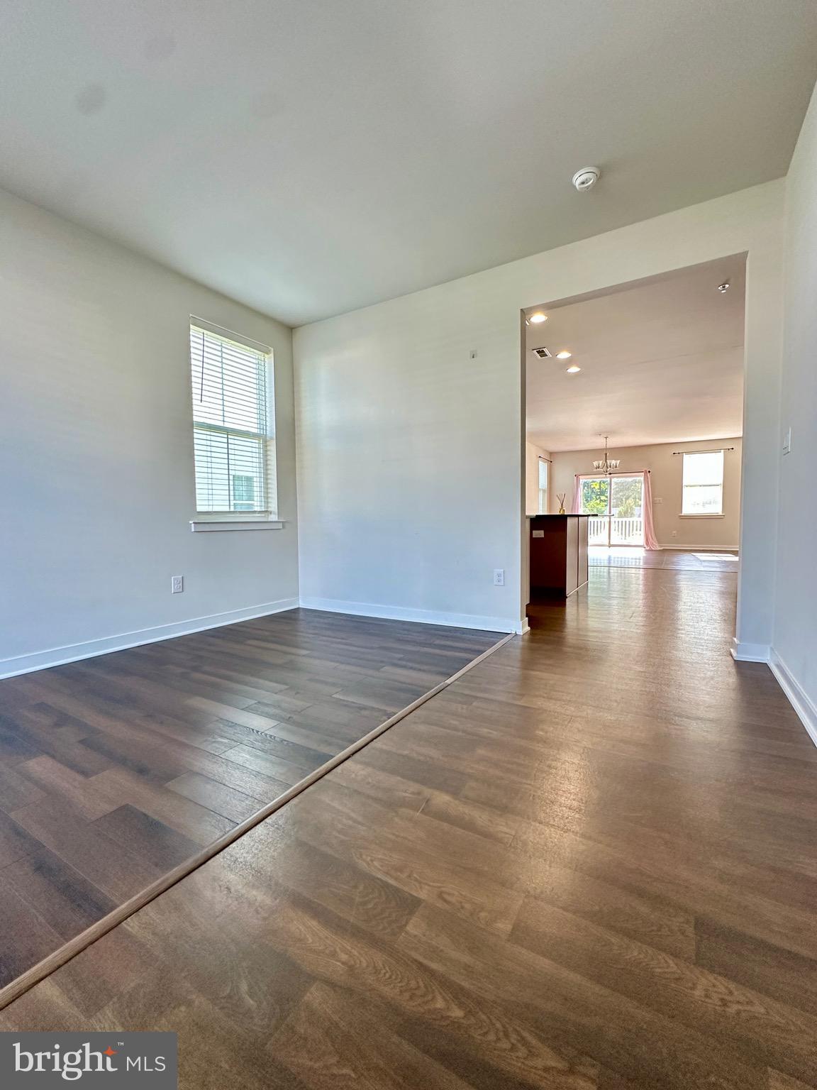 313 WYNSTONE COURT