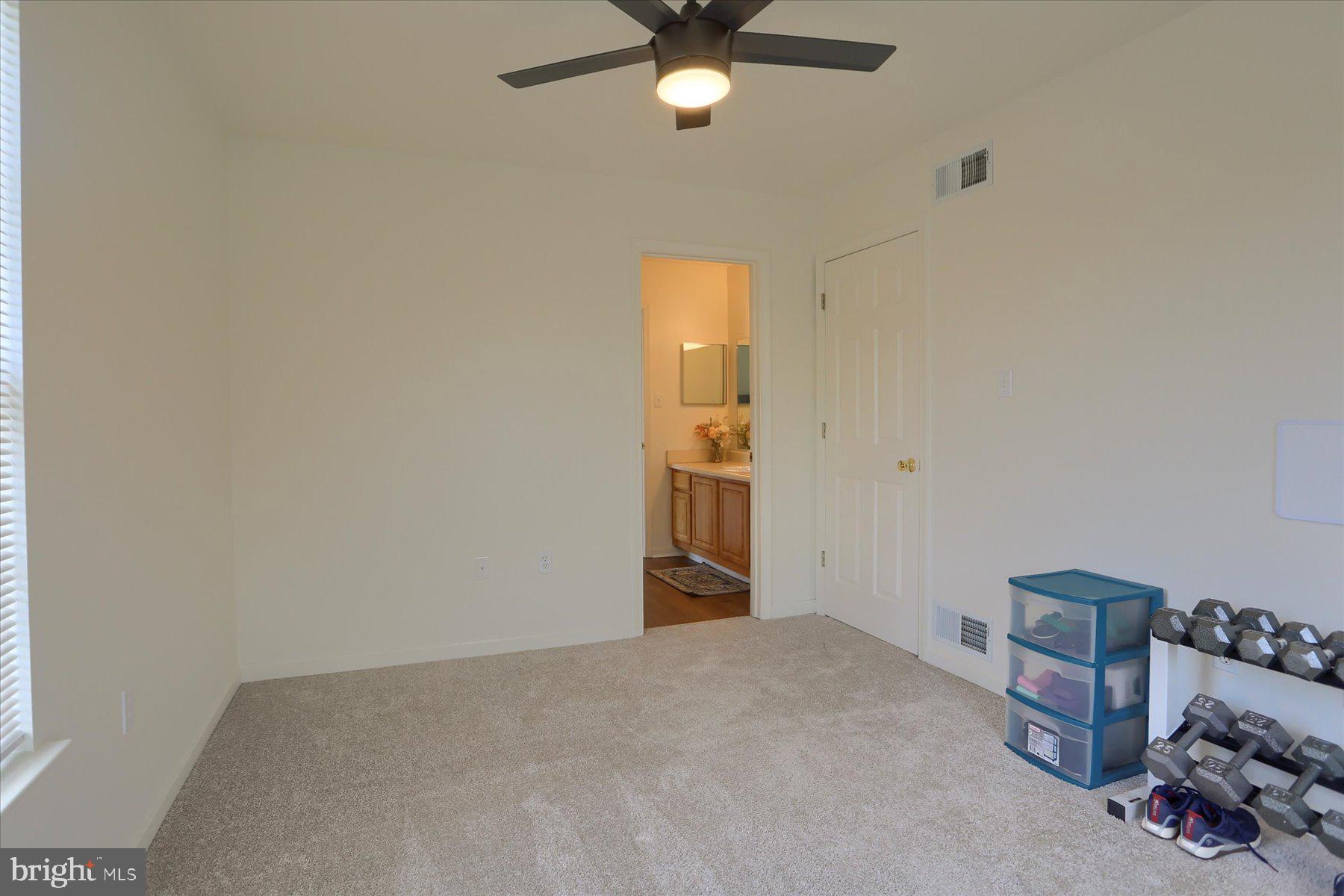 TOWNES AT SPRINGFORD - Residential