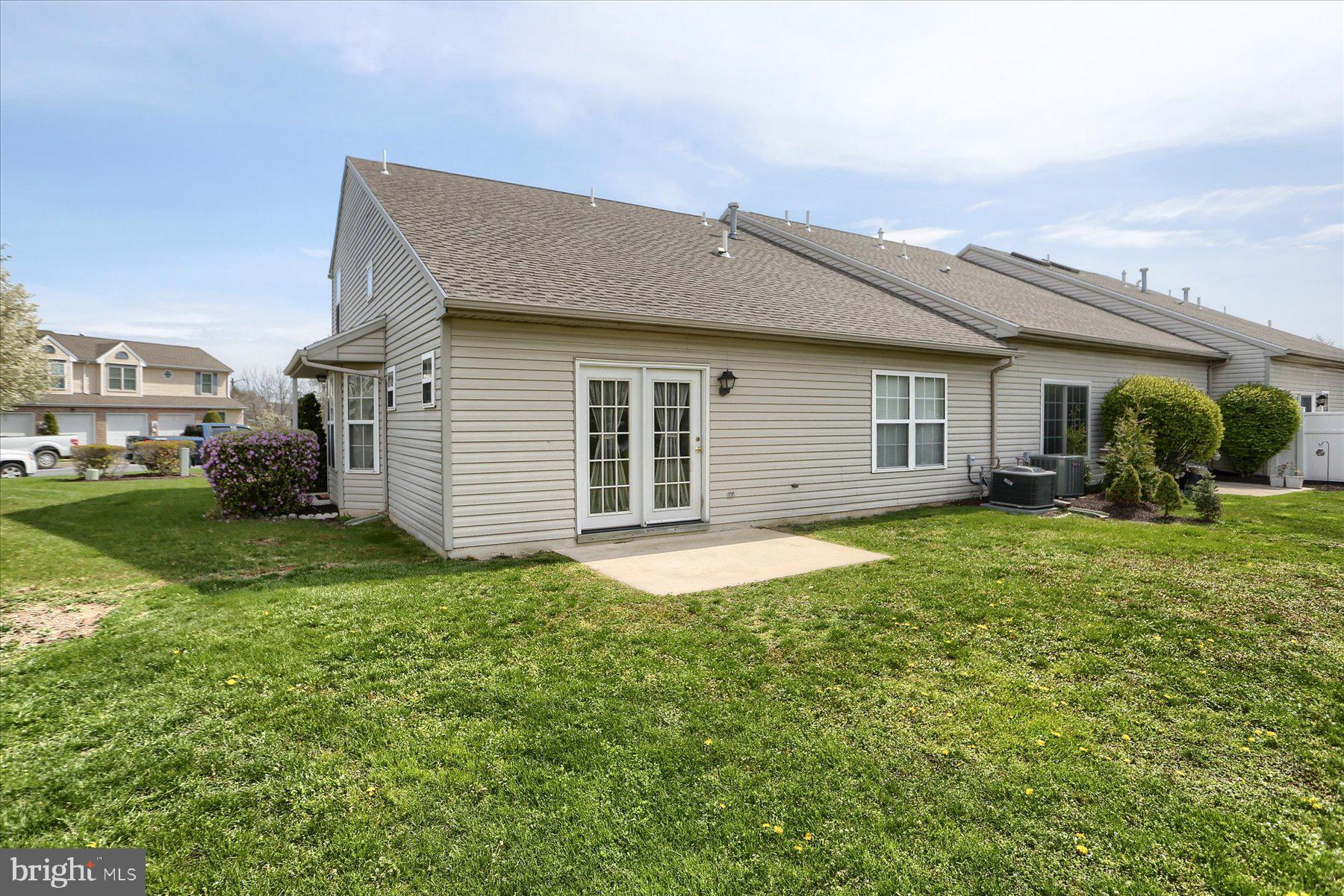 TOWNES AT SPRINGFORD - Residential