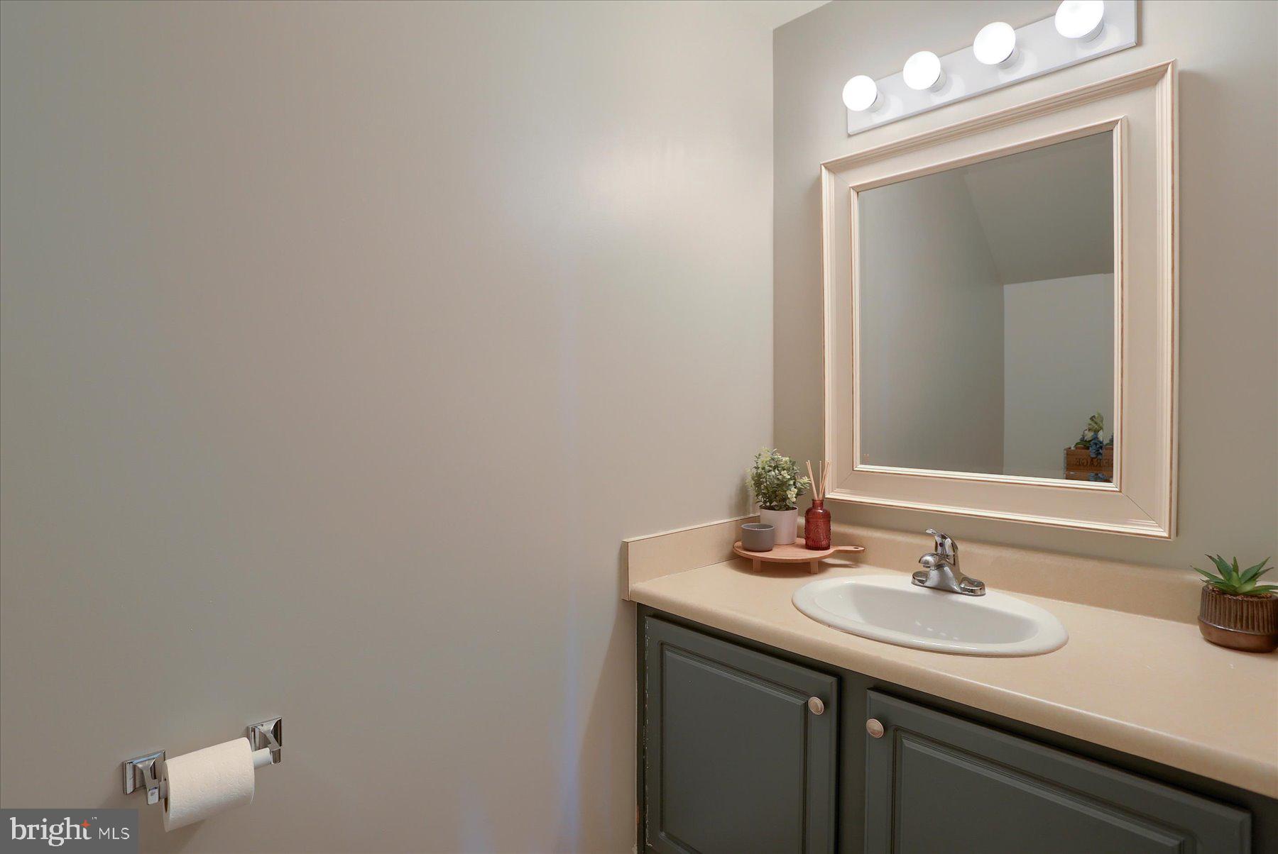 TOWNES AT SPRINGFORD - Residential