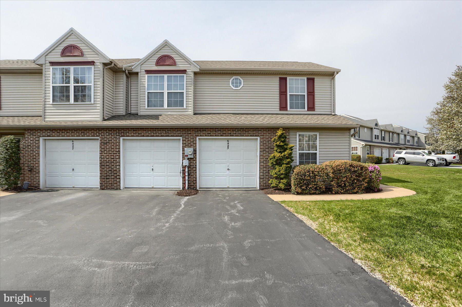 TOWNES AT SPRINGFORD - Residential