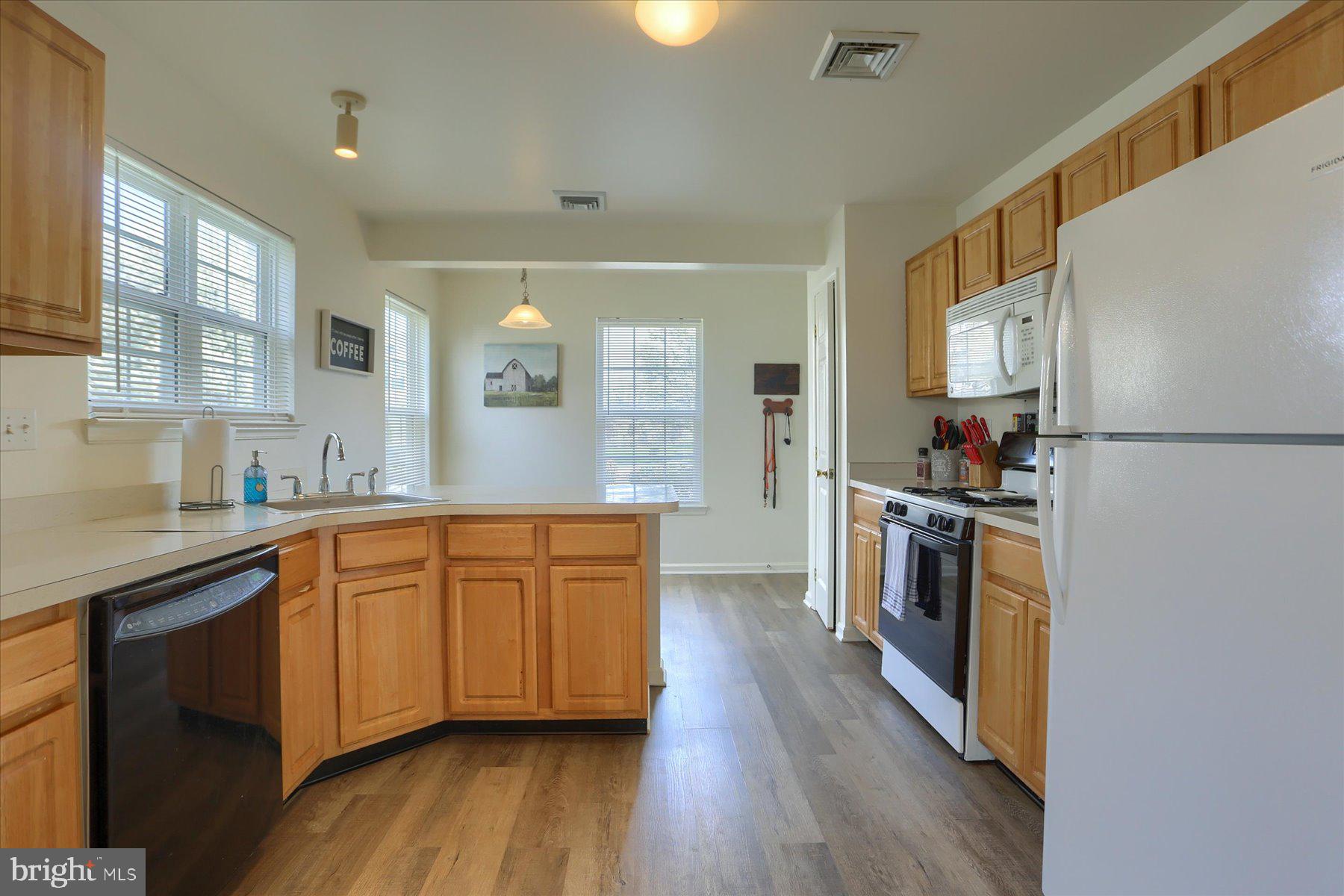 TOWNES AT SPRINGFORD - Residential