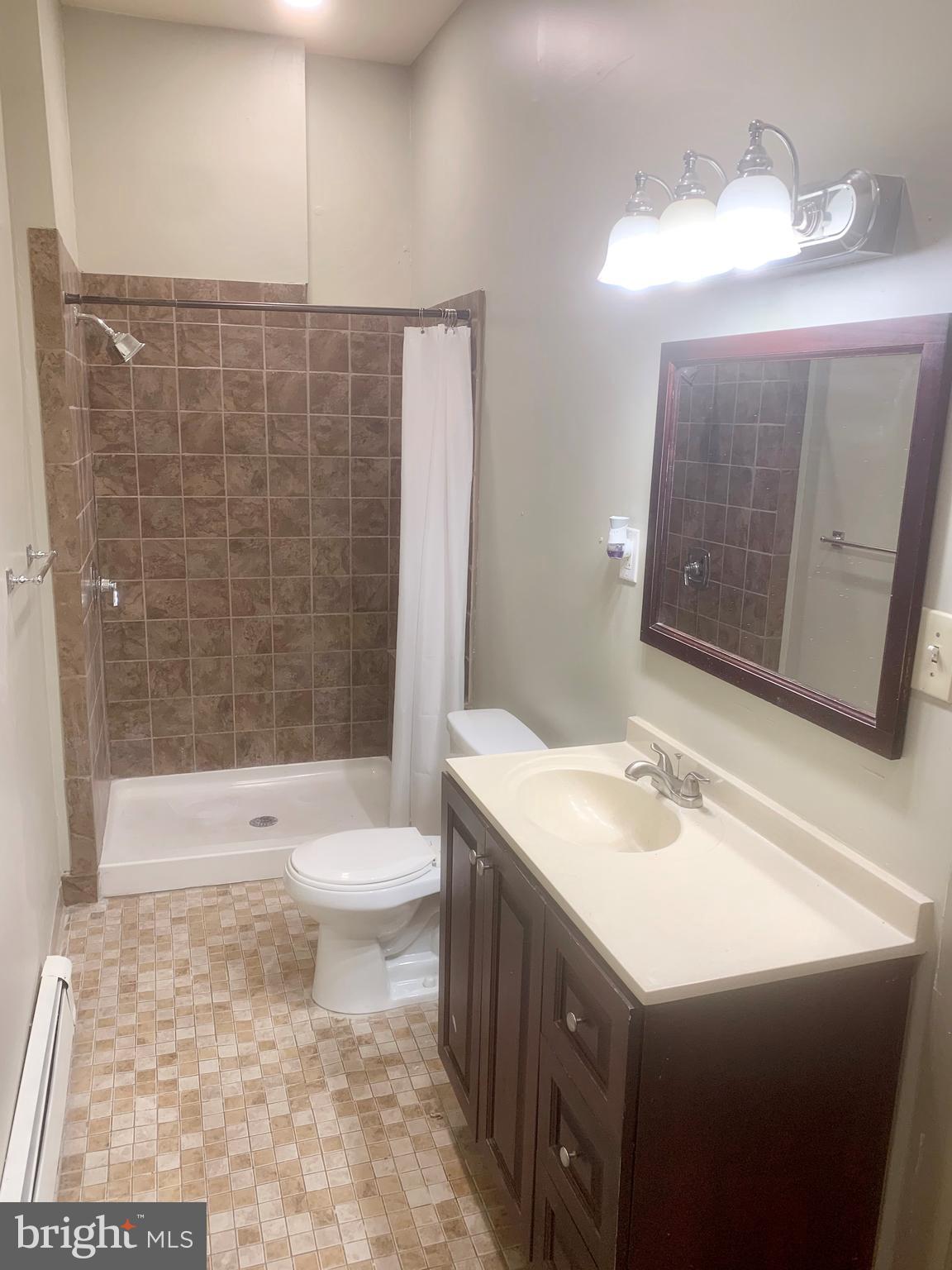 AVENUE OF THE ARTS - Residential Lease