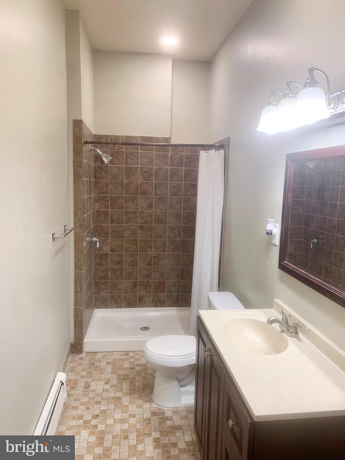 AVENUE OF THE ARTS - Residential Lease