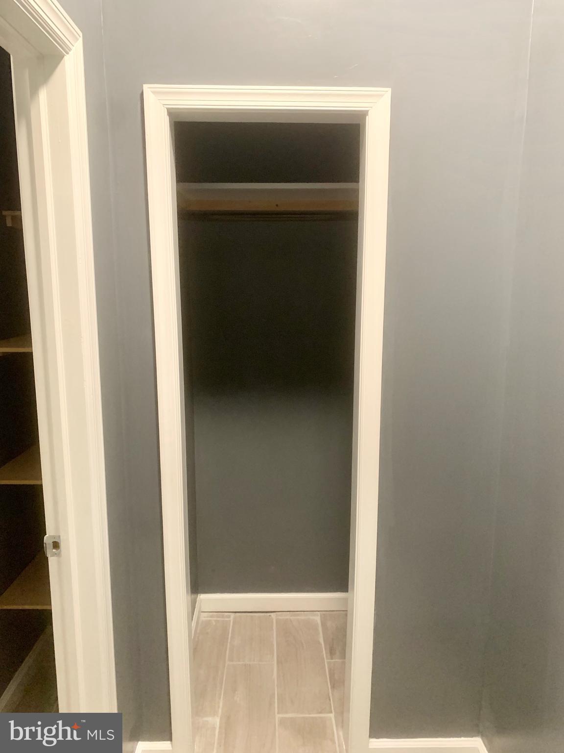 AVENUE OF THE ARTS - Residential Lease