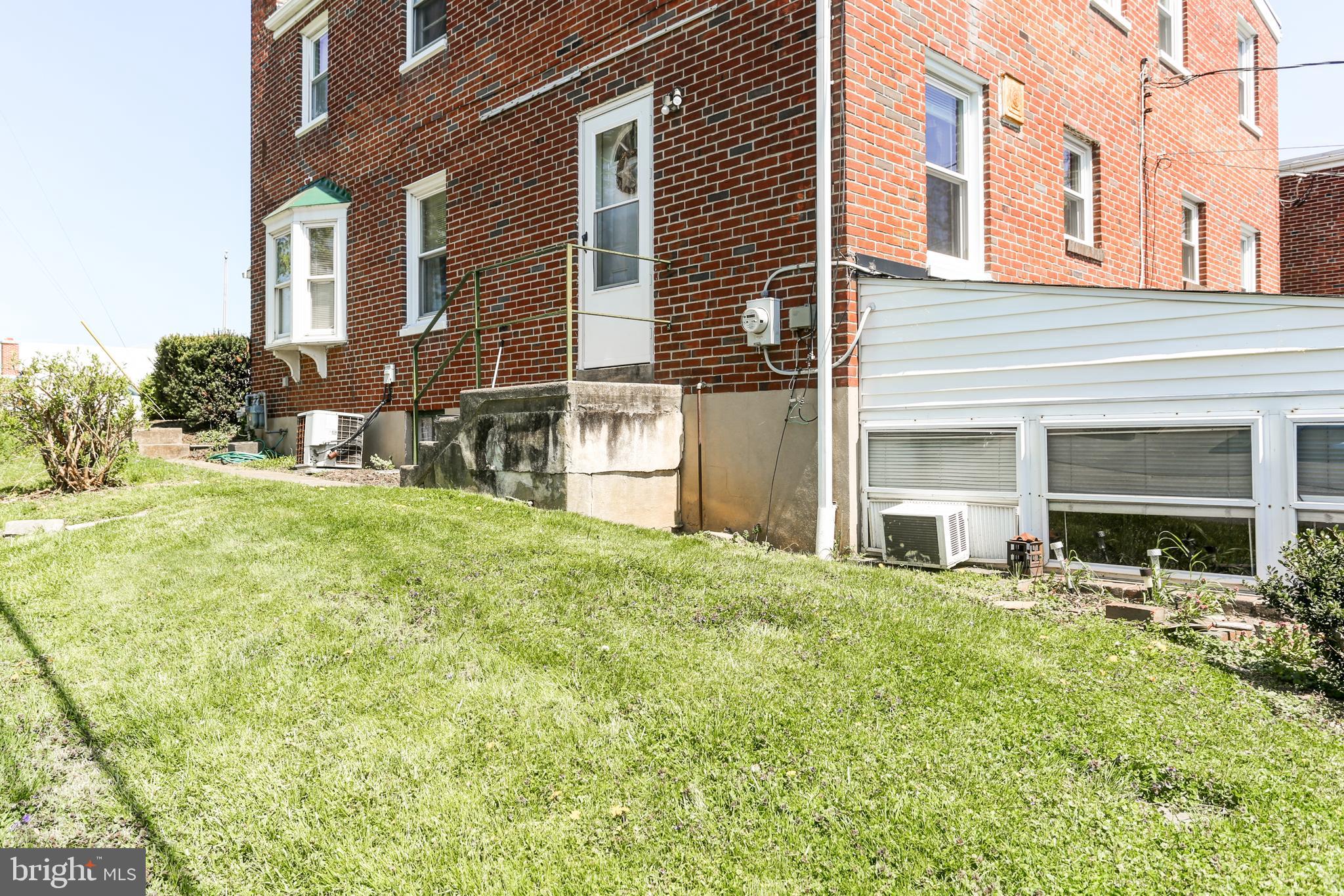 NORTH EAST LANCASTER - Residential