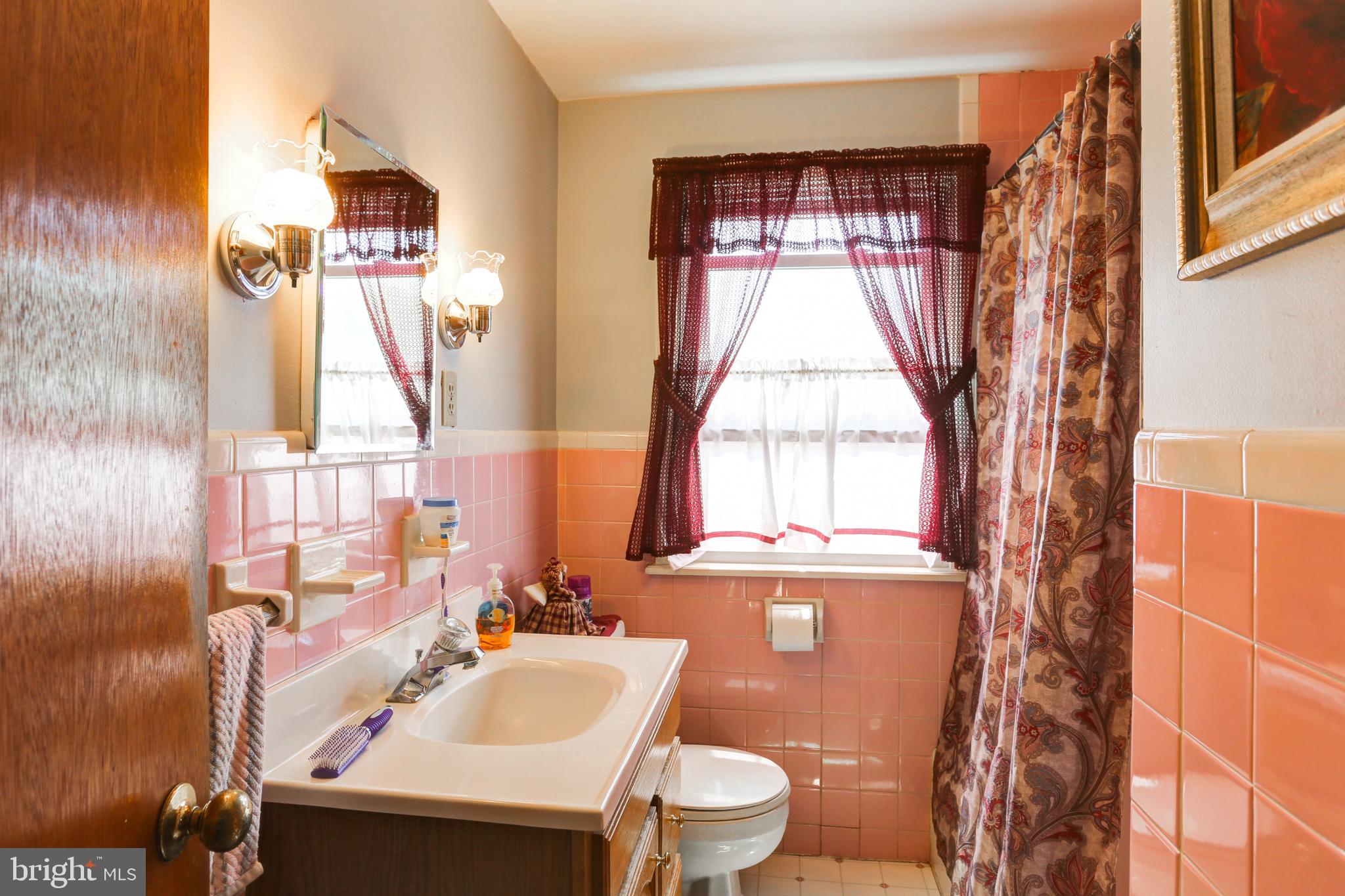 NORTH EAST LANCASTER - Residential