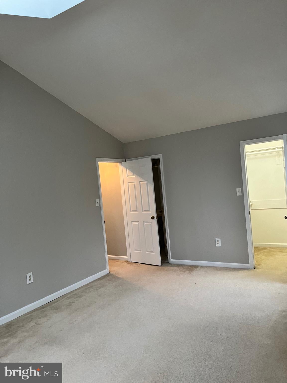 FOREST VIEW - Residential Lease