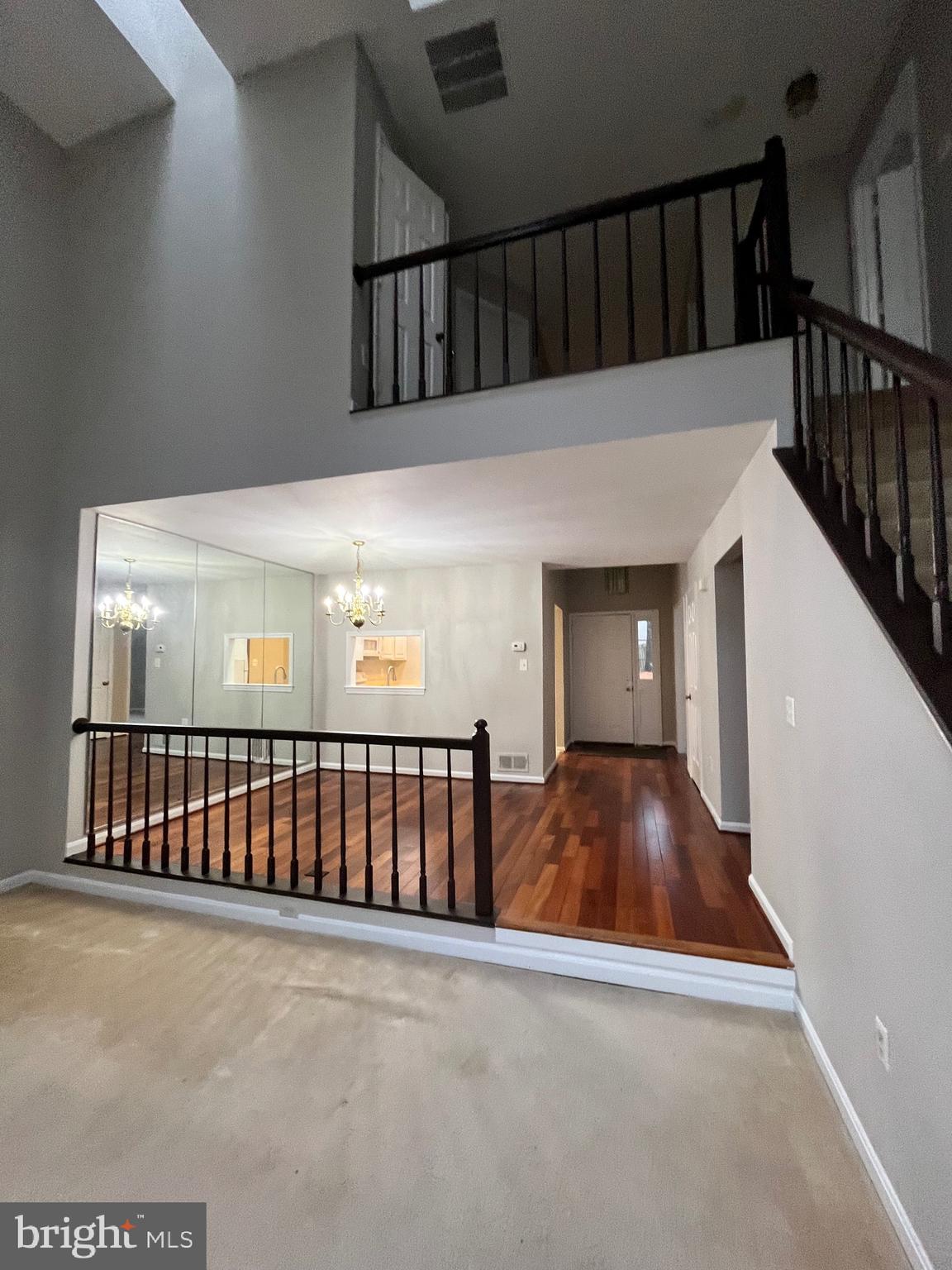 FOREST VIEW - Residential Lease