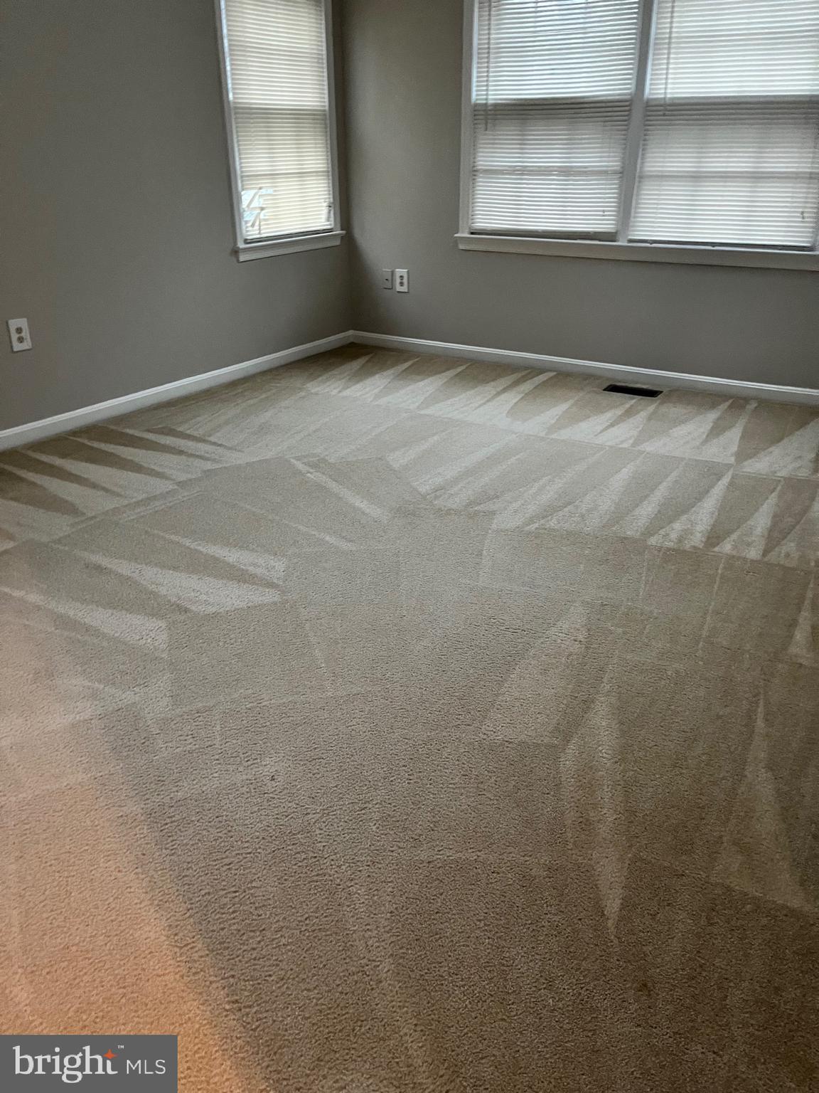 FOREST VIEW - Residential Lease