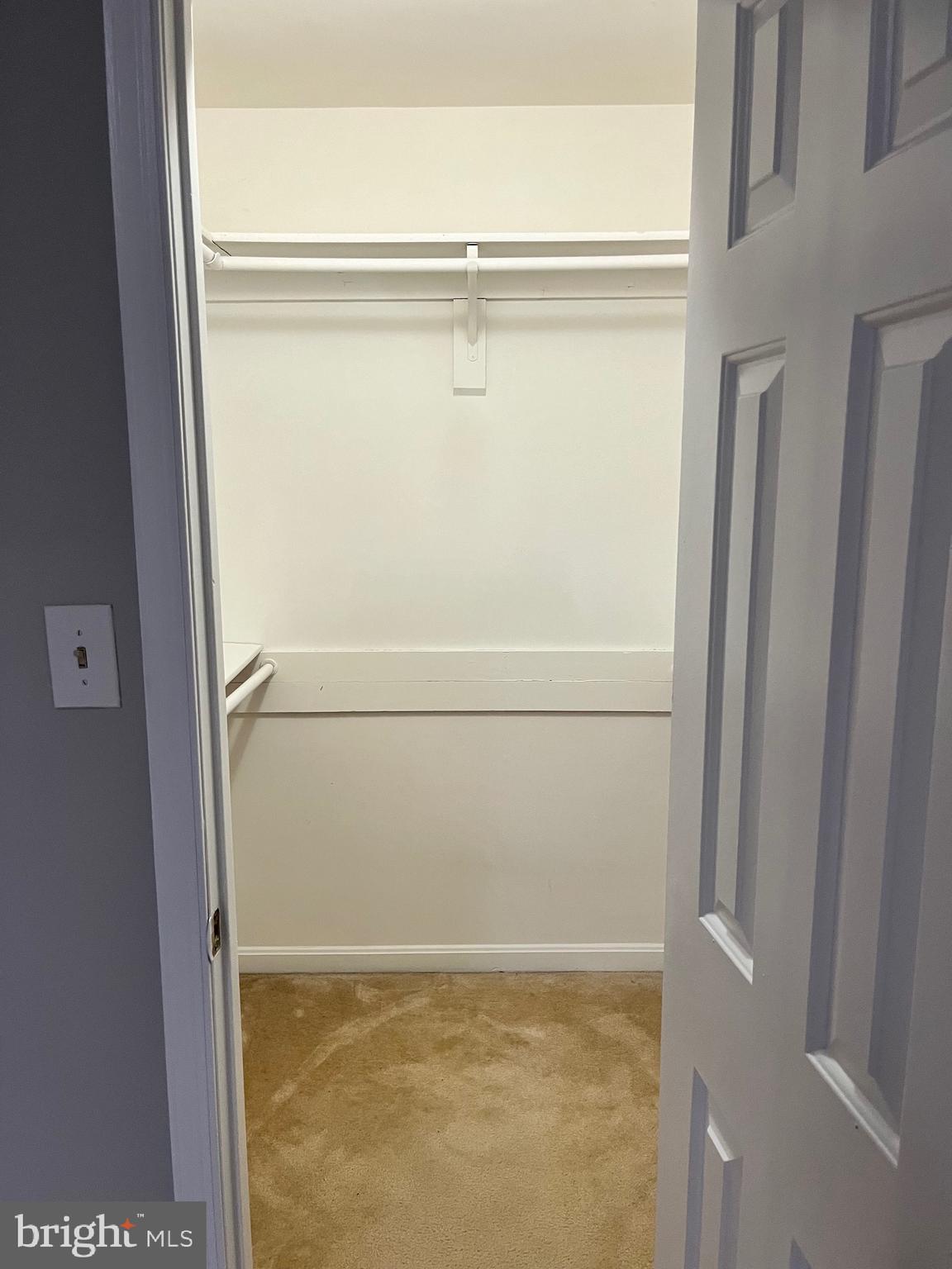 FOREST VIEW - Residential Lease