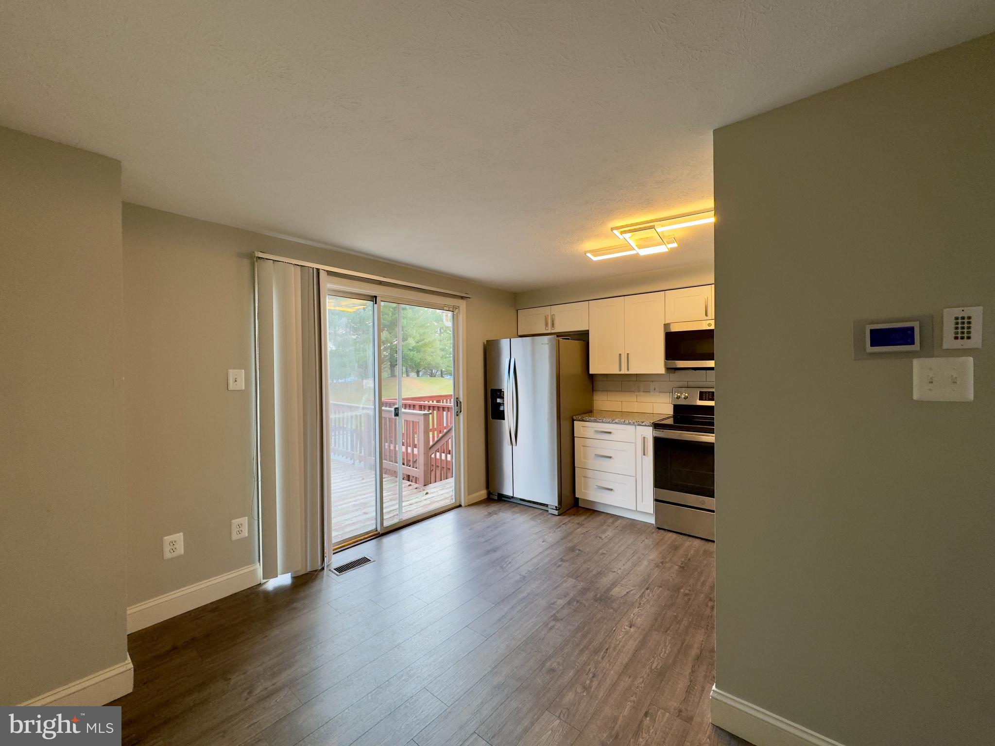 WINDSOR  MILL - Residential Lease