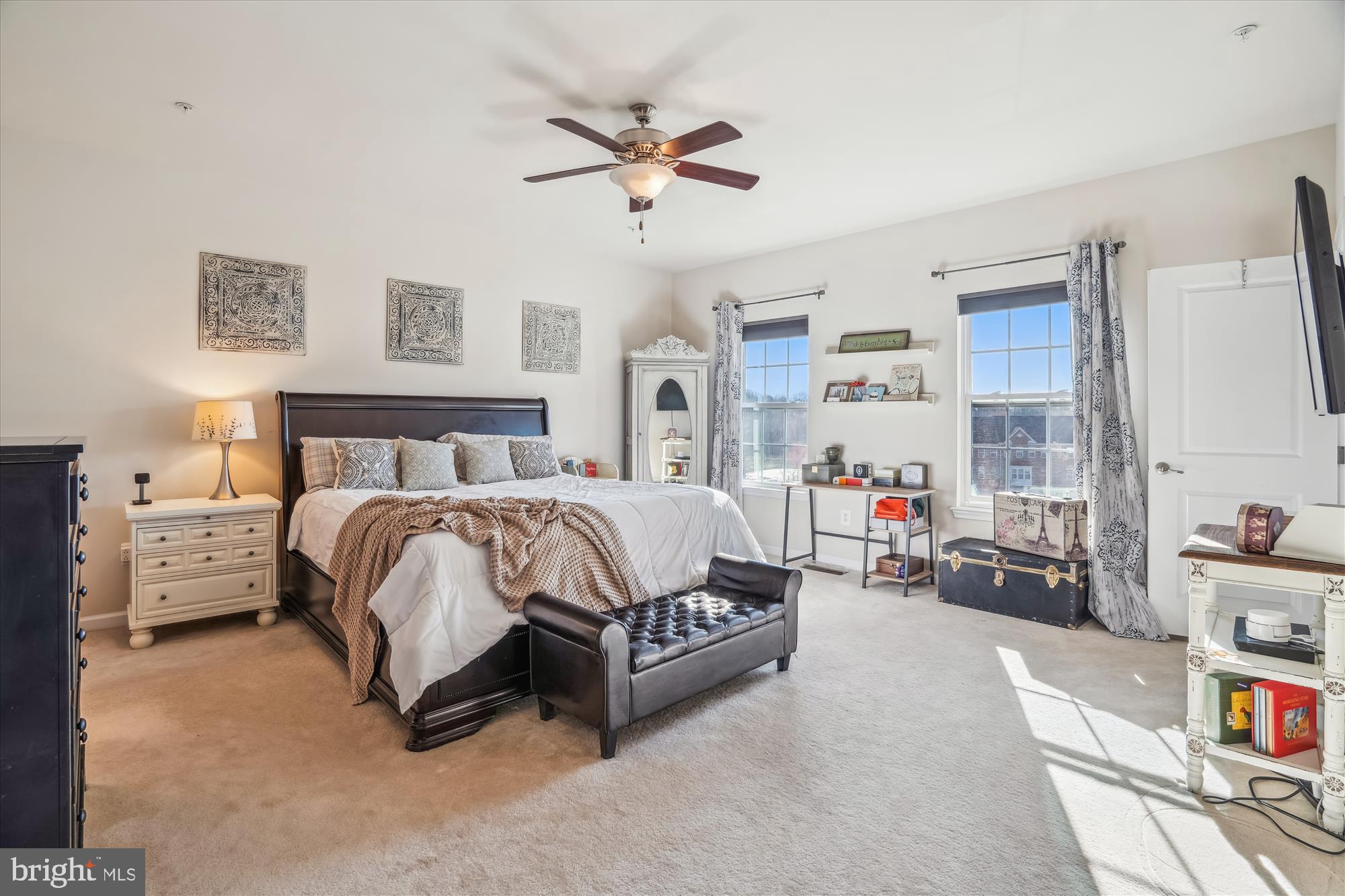 HALL STATION CONDO - Residential