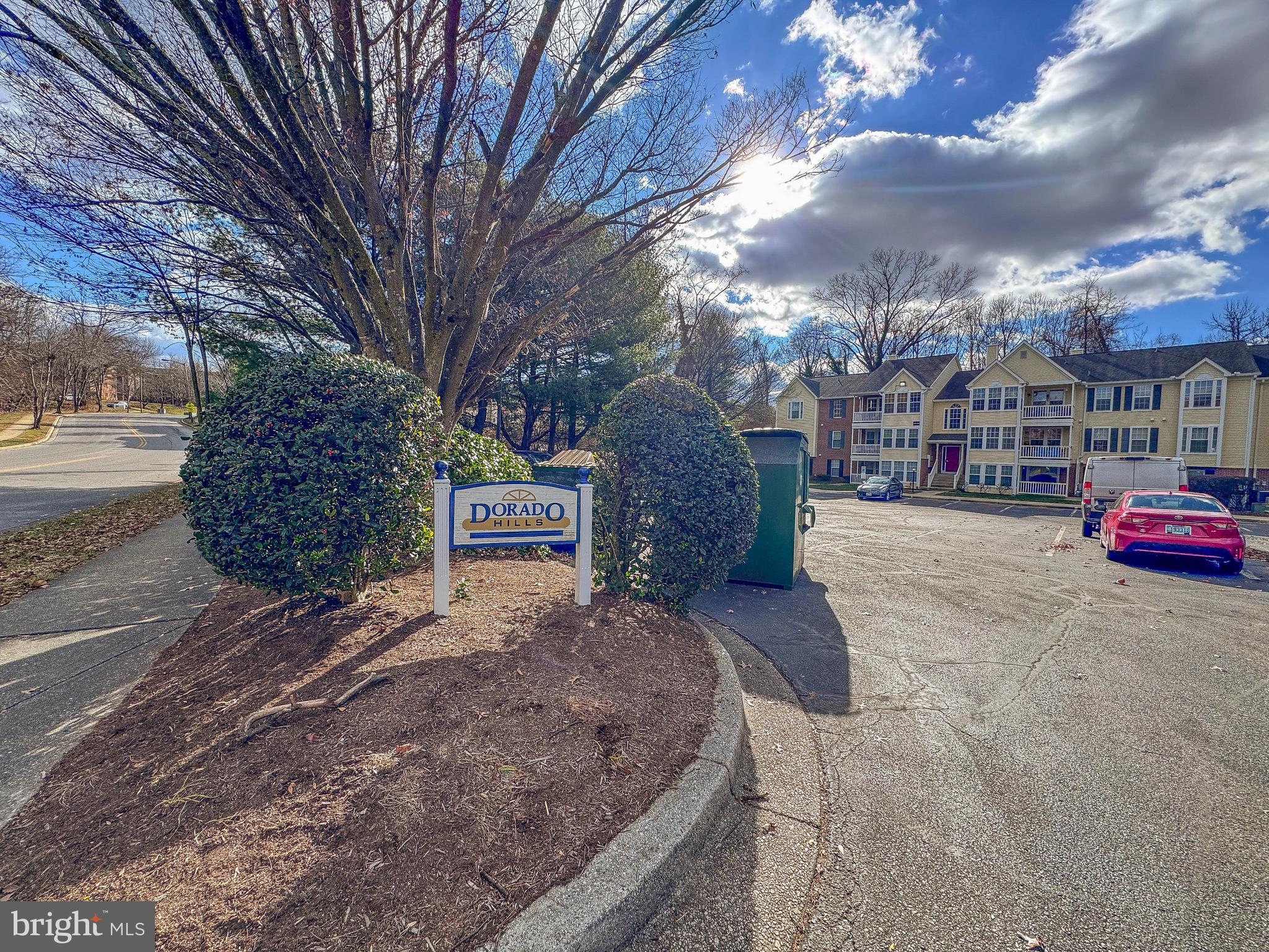 DORADO HILLS - Residential