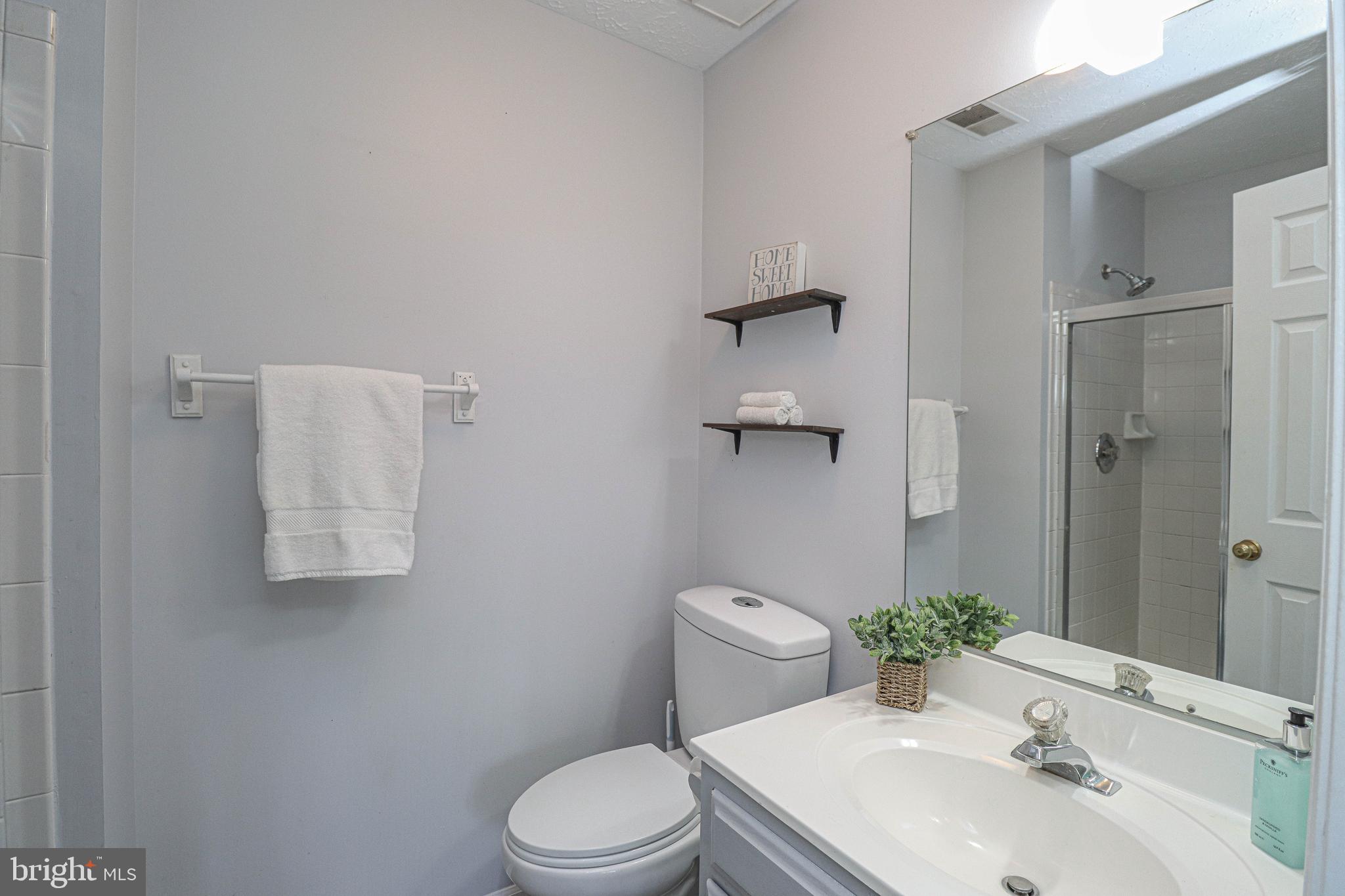 DORADO HILLS - Residential