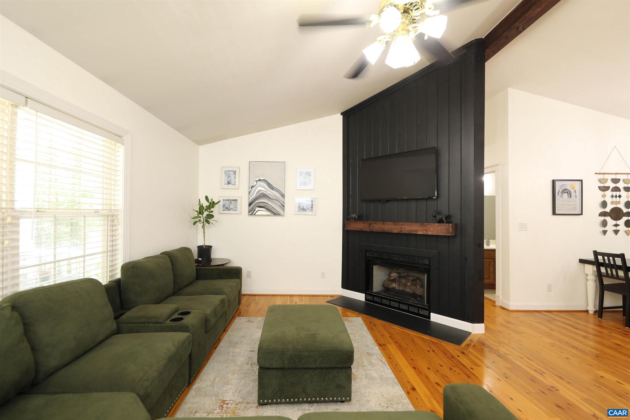 11 SHILOH CT