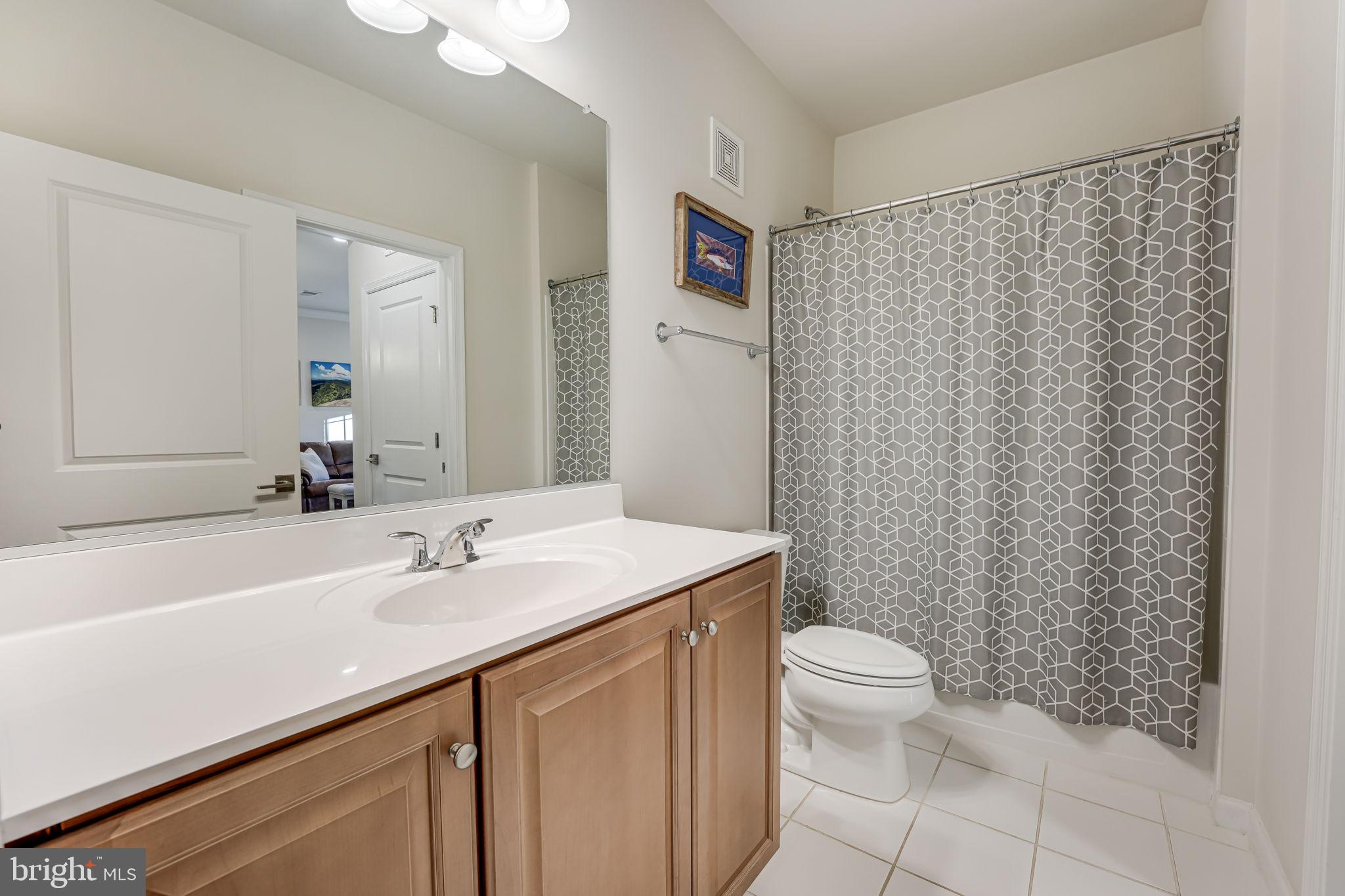 LOUDOUN VALLEY RIDGES - Residential