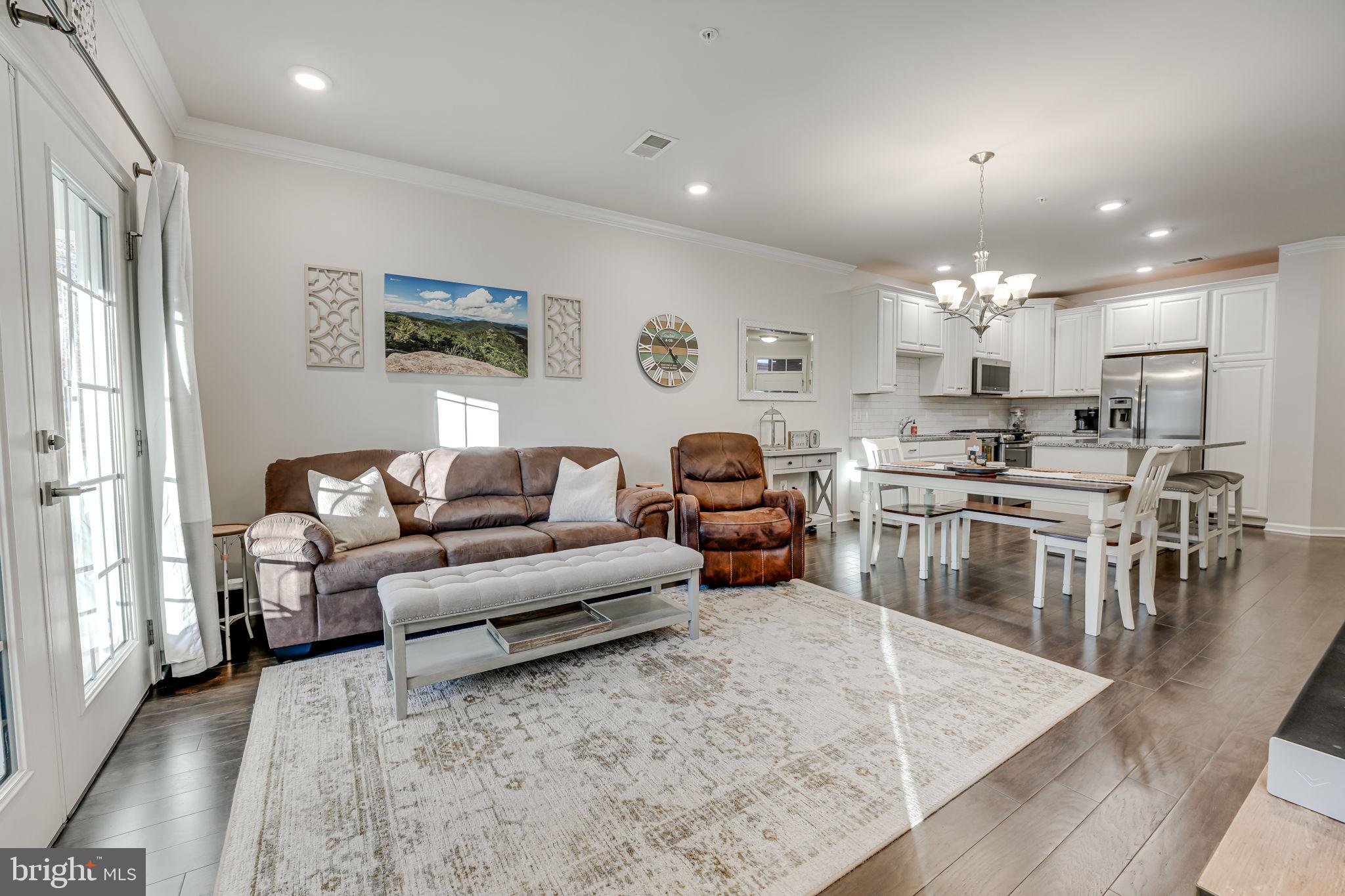 LOUDOUN VALLEY RIDGES - Residential