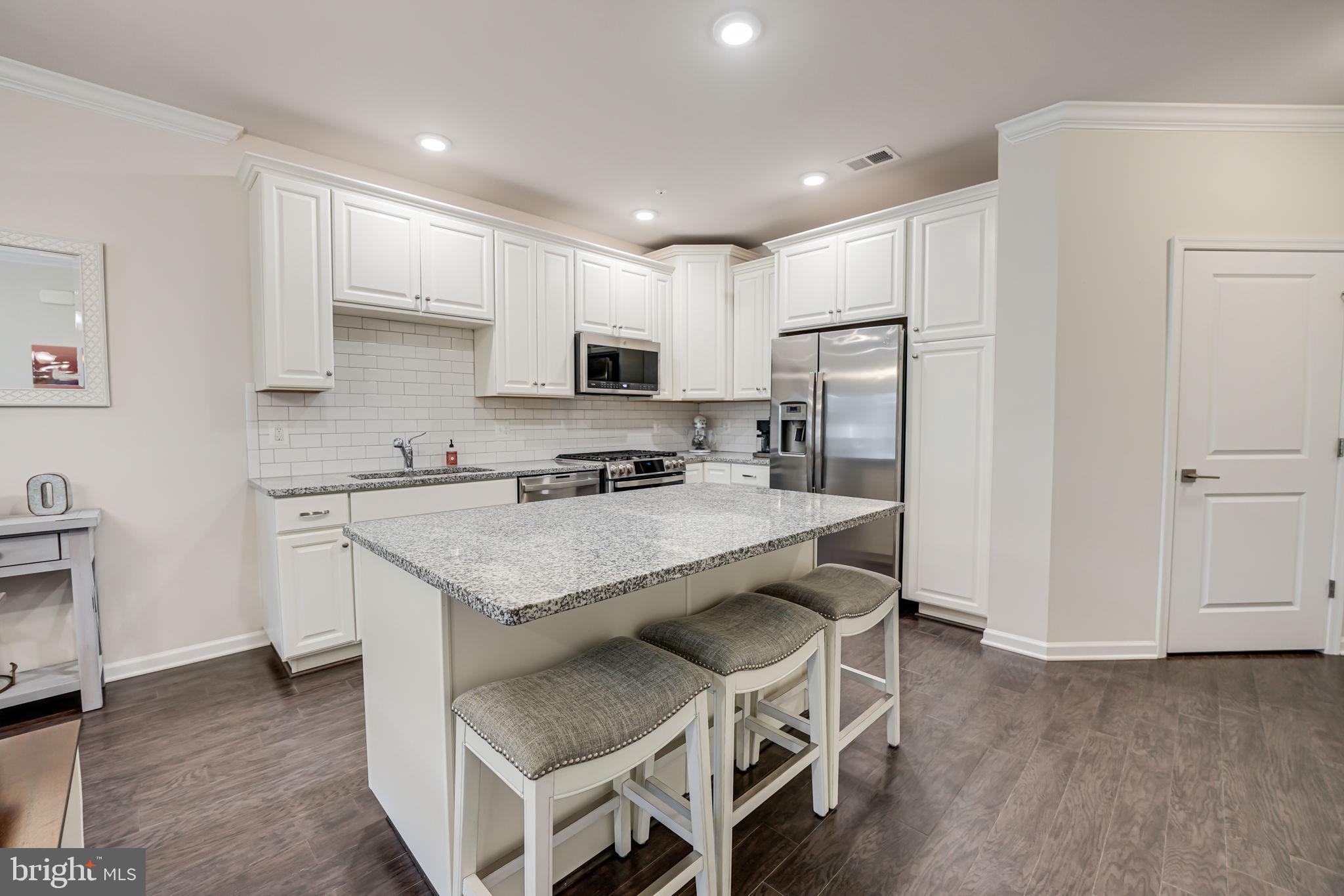 LOUDOUN VALLEY RIDGES - Residential