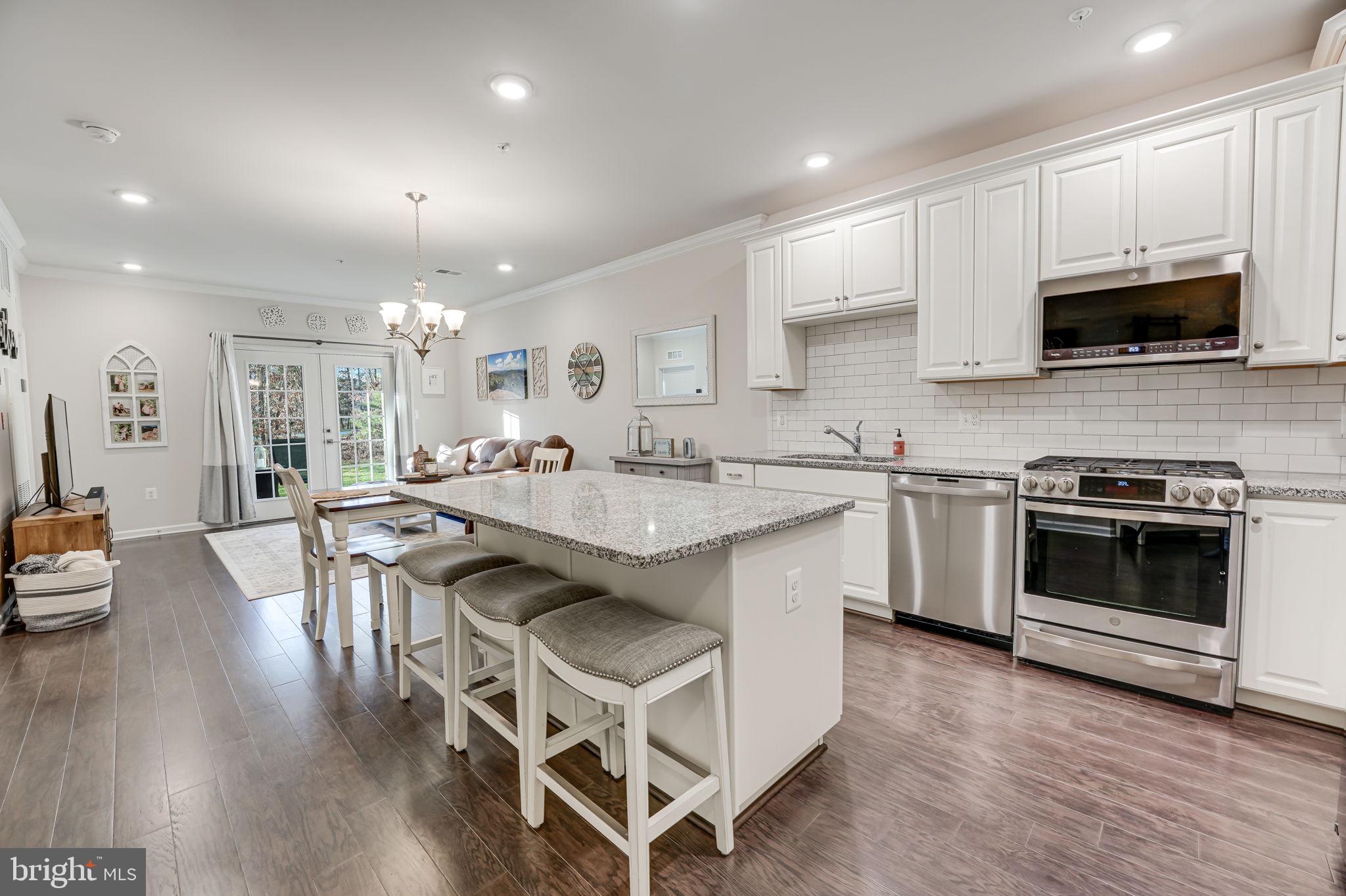 LOUDOUN VALLEY RIDGES - Residential