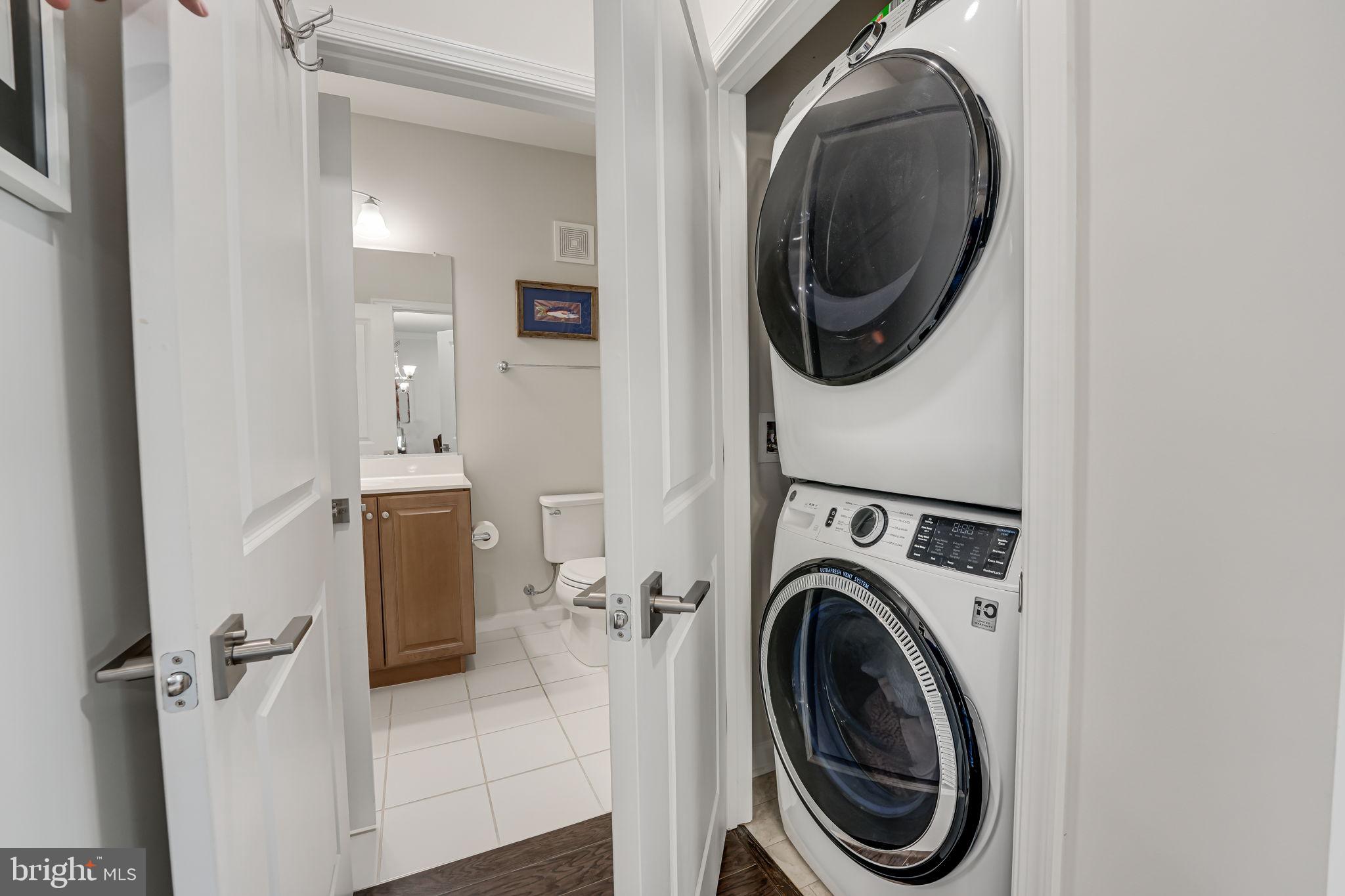 LOUDOUN VALLEY RIDGES - Residential