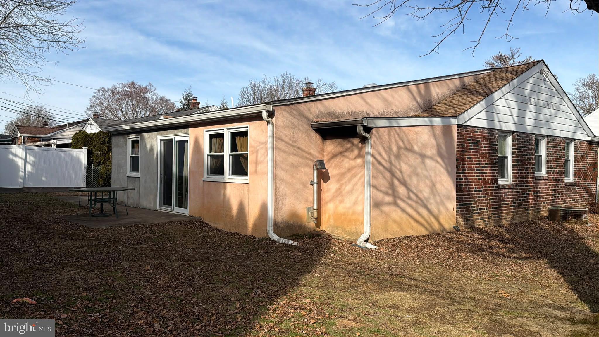 WILLOW GROVE - Residential