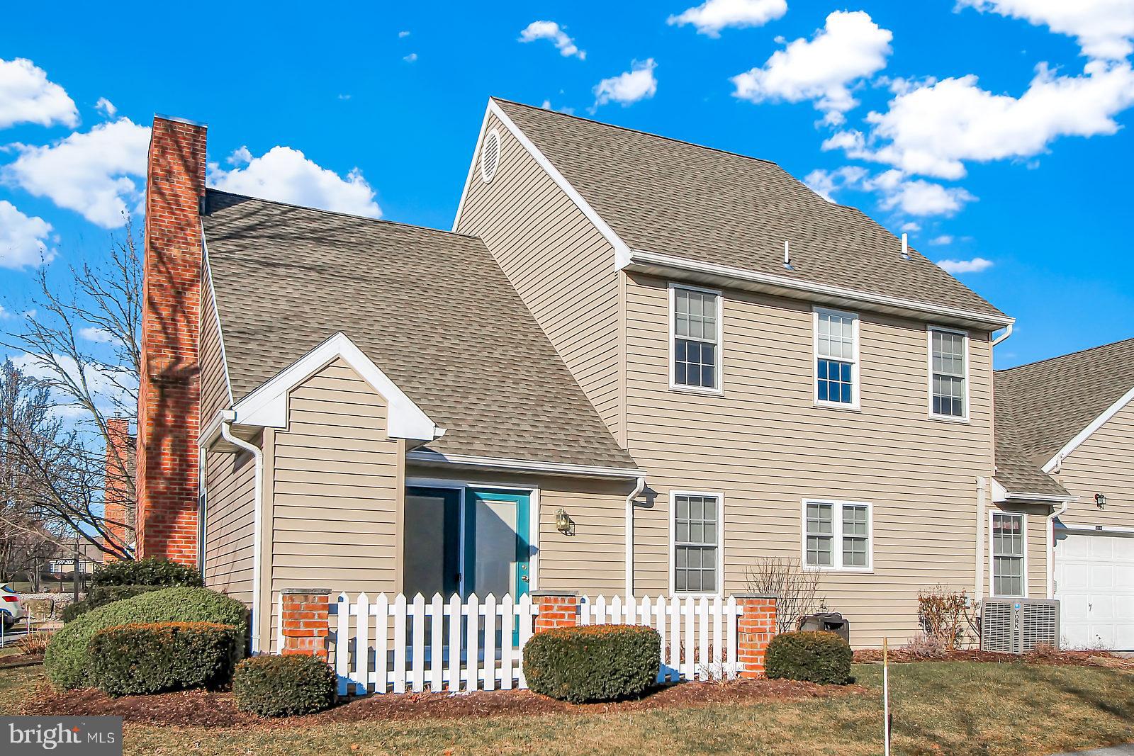 STONE HILL FARMS - Residential