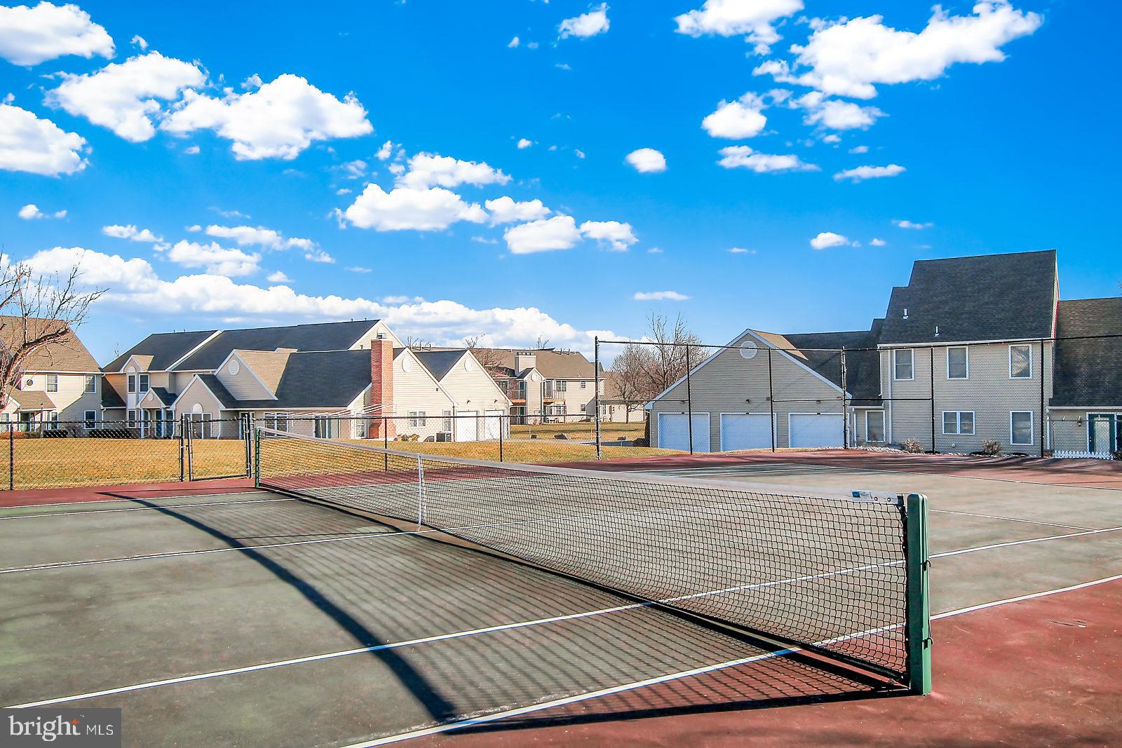 STONE HILL FARMS - Residential