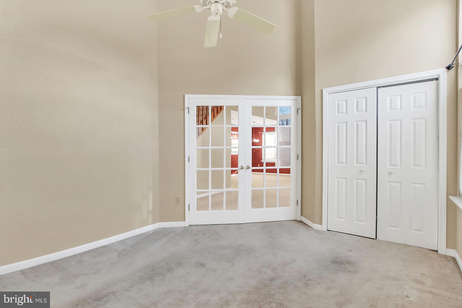 STONE HILL FARMS - Residential