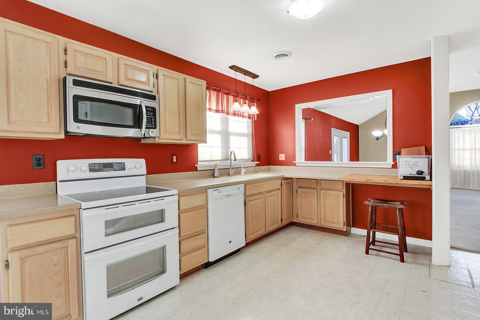 STONE HILL FARMS - Residential