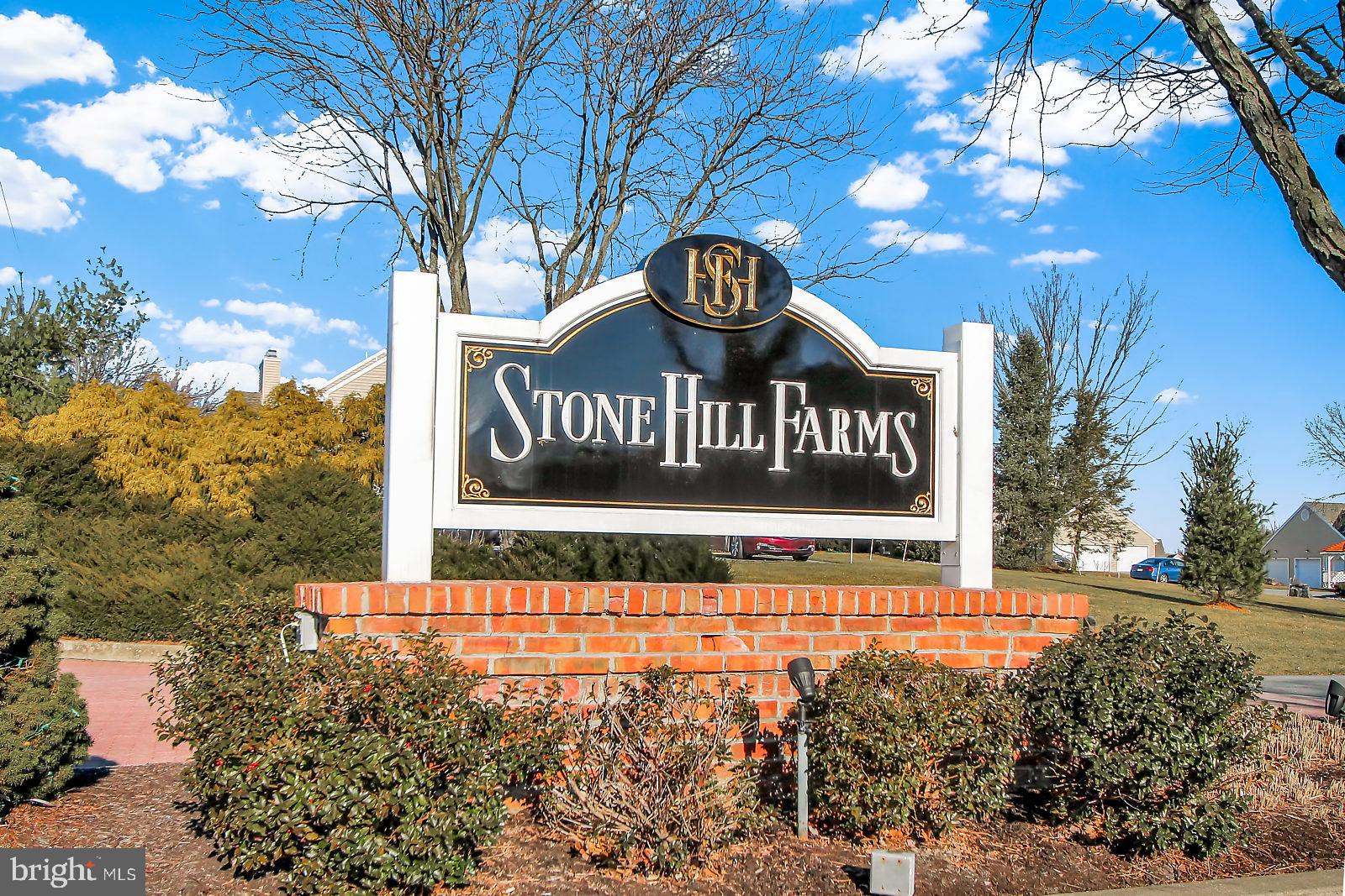 STONE HILL FARMS - Residential