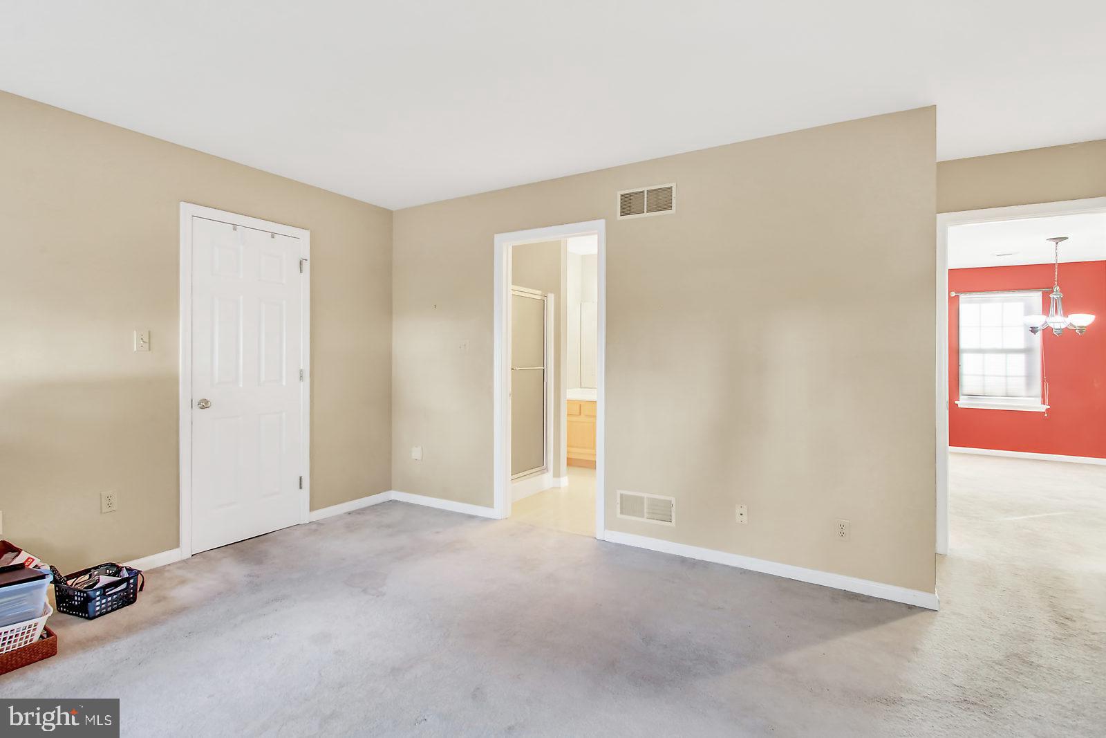 STONE HILL FARMS - Residential