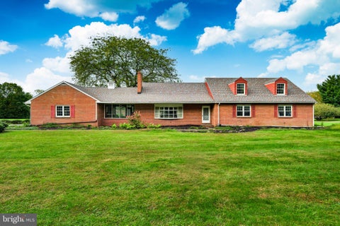 Homes For Sale - 1591 Middletown Road<br/> Delaware County, GRADYVILLE, PA 19039