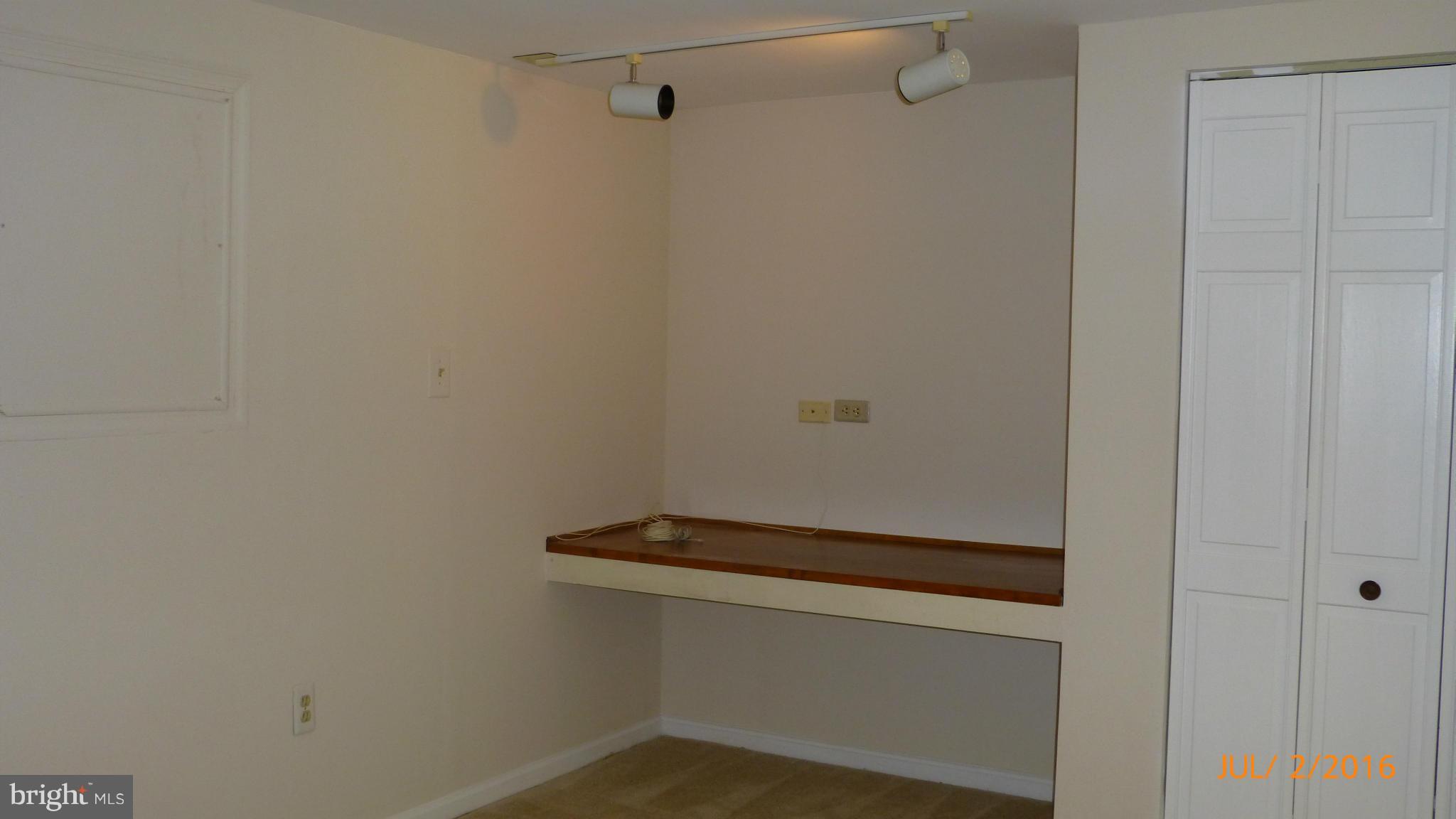 WESTPORT - Residential