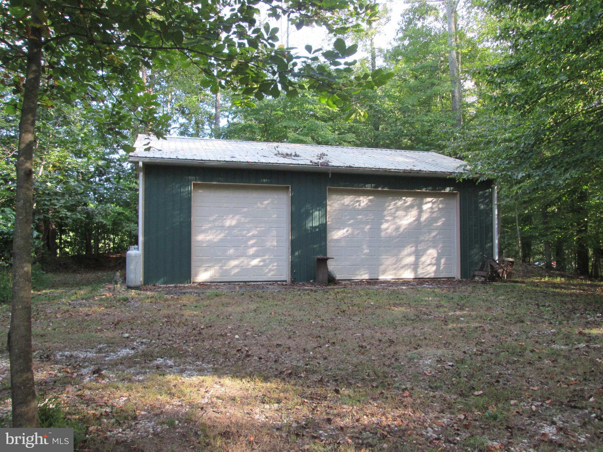 BROOKRIDGE MANOR - Residential