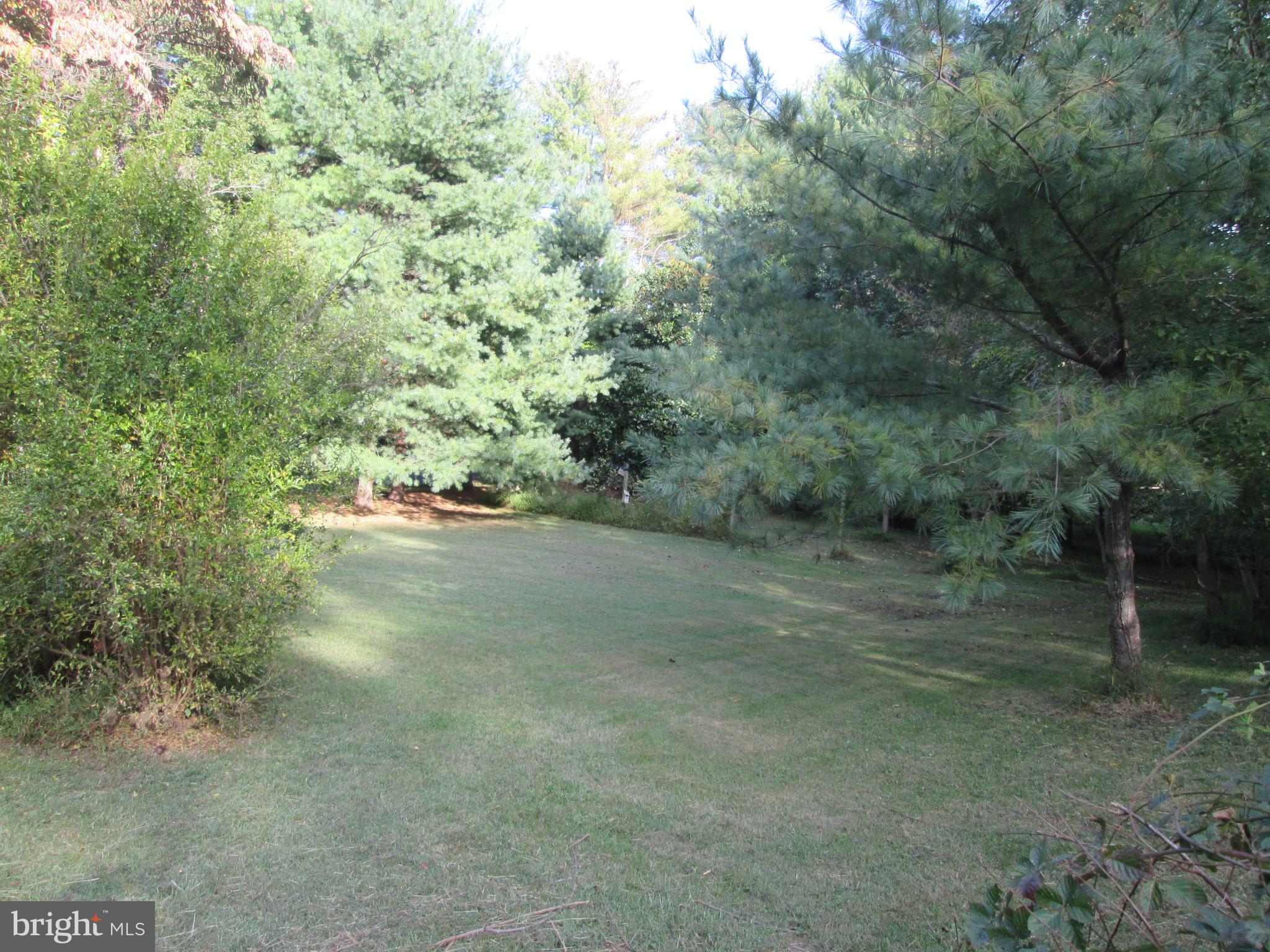 BROOKRIDGE MANOR - Residential