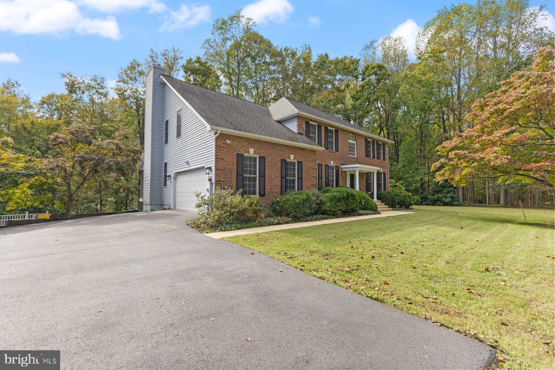 BROOKRIDGE MANOR - Residential