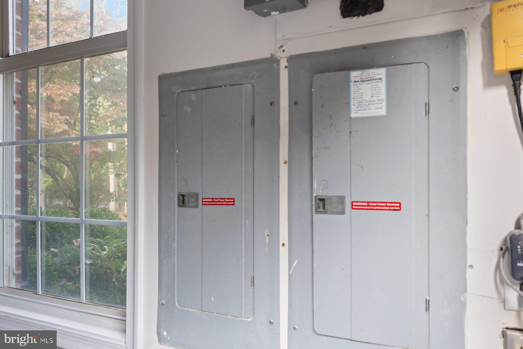 BROOKRIDGE MANOR - Residential