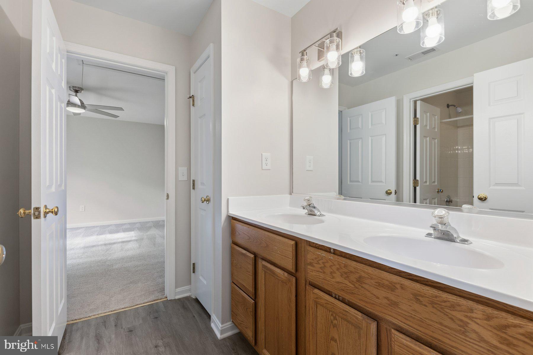 BROOKRIDGE MANOR - Residential