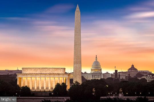 BROOKRIDGE MANOR - Residential