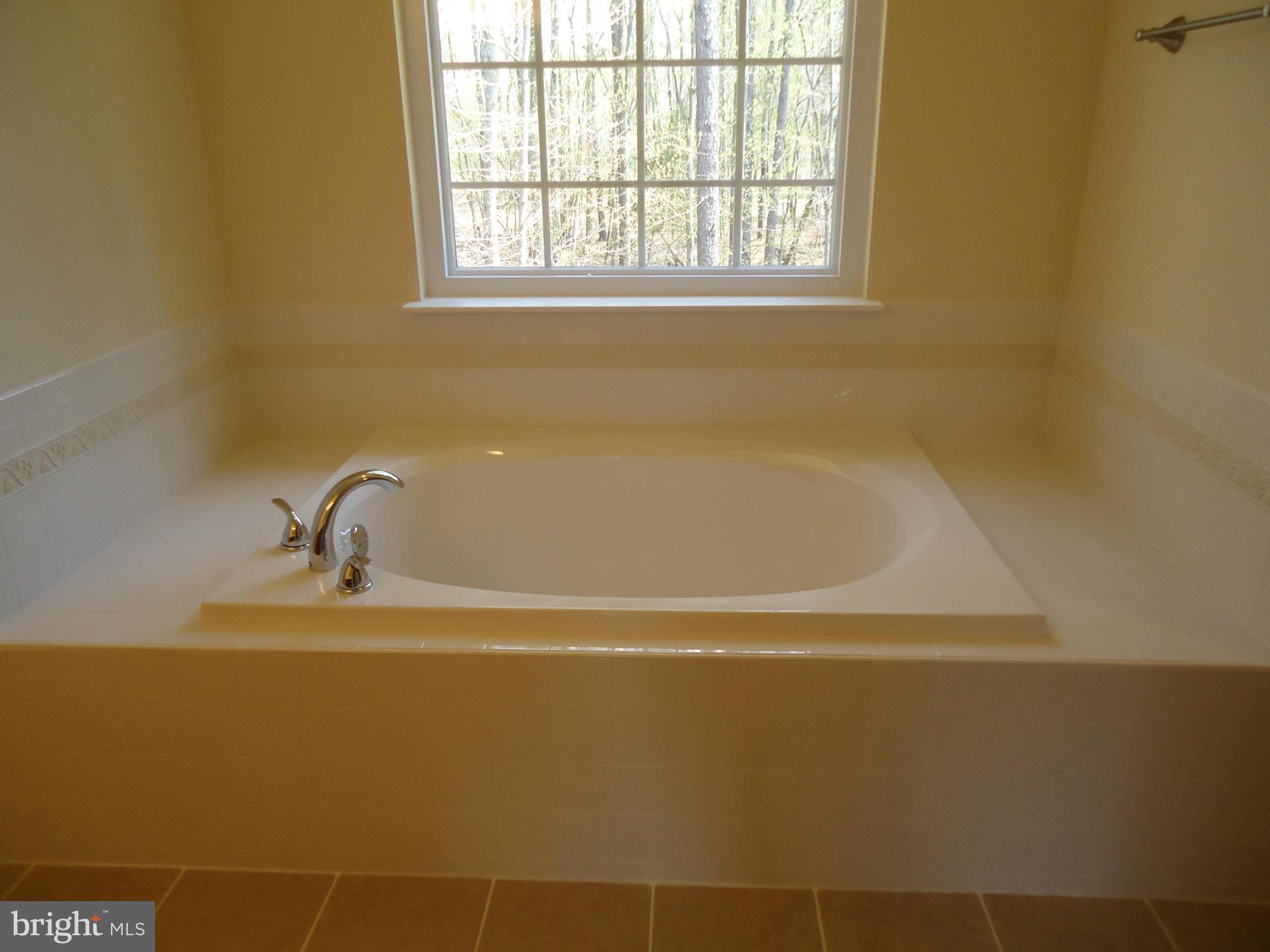 TOMAKOKIN CREEK FARMSTEAD - Residential