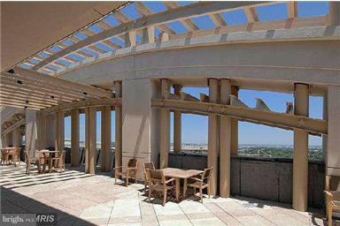 LIBERTY CENTER - Residential