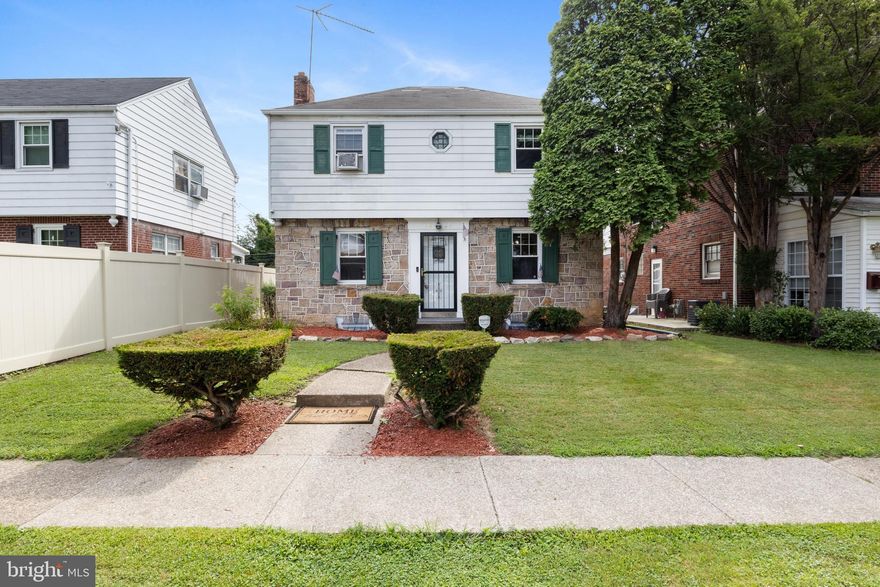 Come check out this beautiful and charming home just off Paxton Street, offering easy access to all the conveniences of Harrisburg!
This well-maintained 3-bedroom home features off-street parking for up to three vehicles and a spacious backyard—perfect for entertaining guests or simply relaxing after a long day. Whether you're a first-time buyer or looking to settle into a place of your own, this cozy home offers comfort, convenience, and a sense of peace.
Make it yours today—your own slice of home awaits!