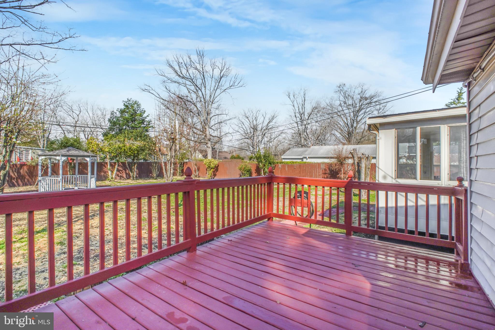 HAMPSTEAD VILLAGE - Residential