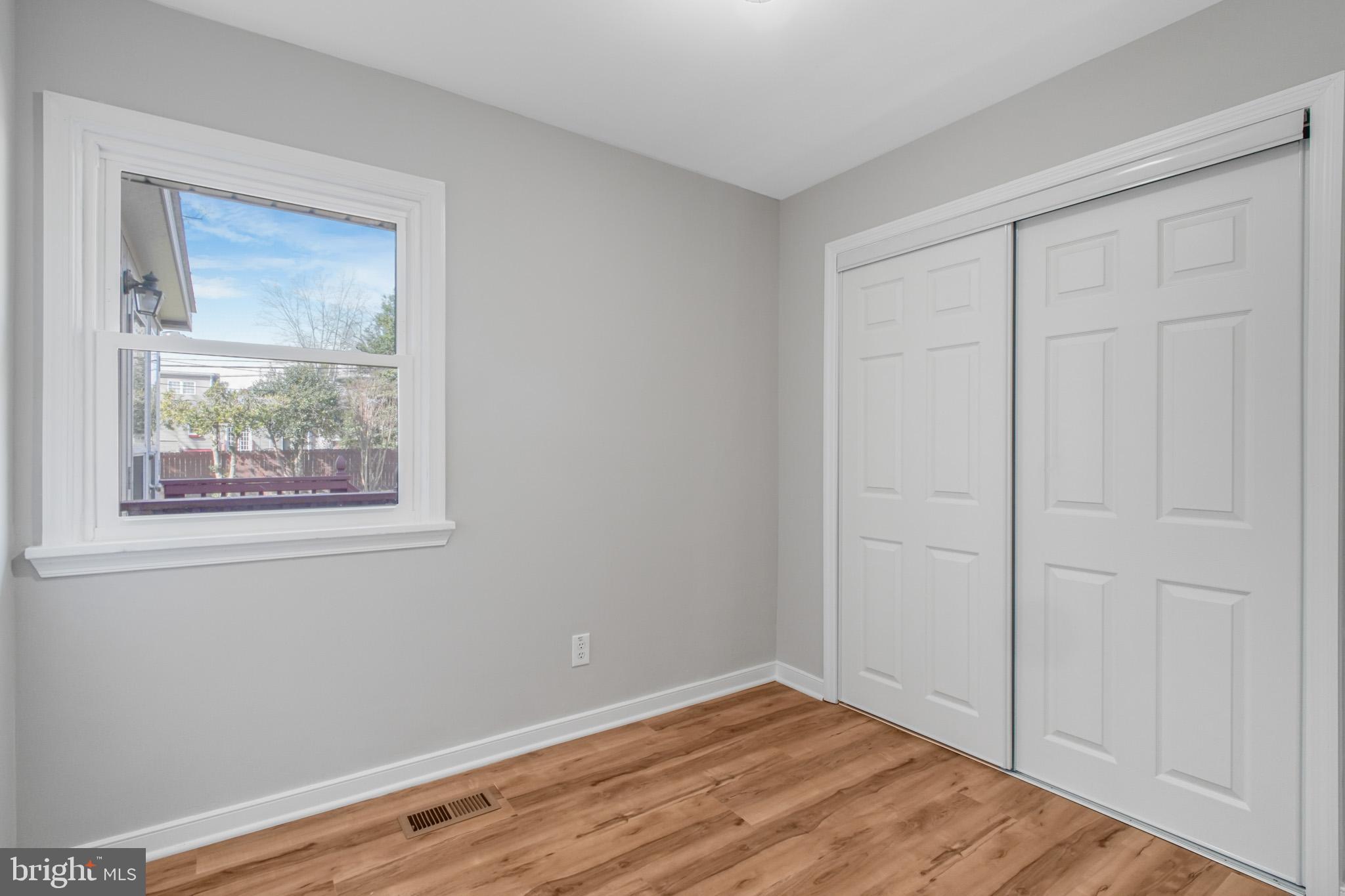 HAMPSTEAD VILLAGE - Residential